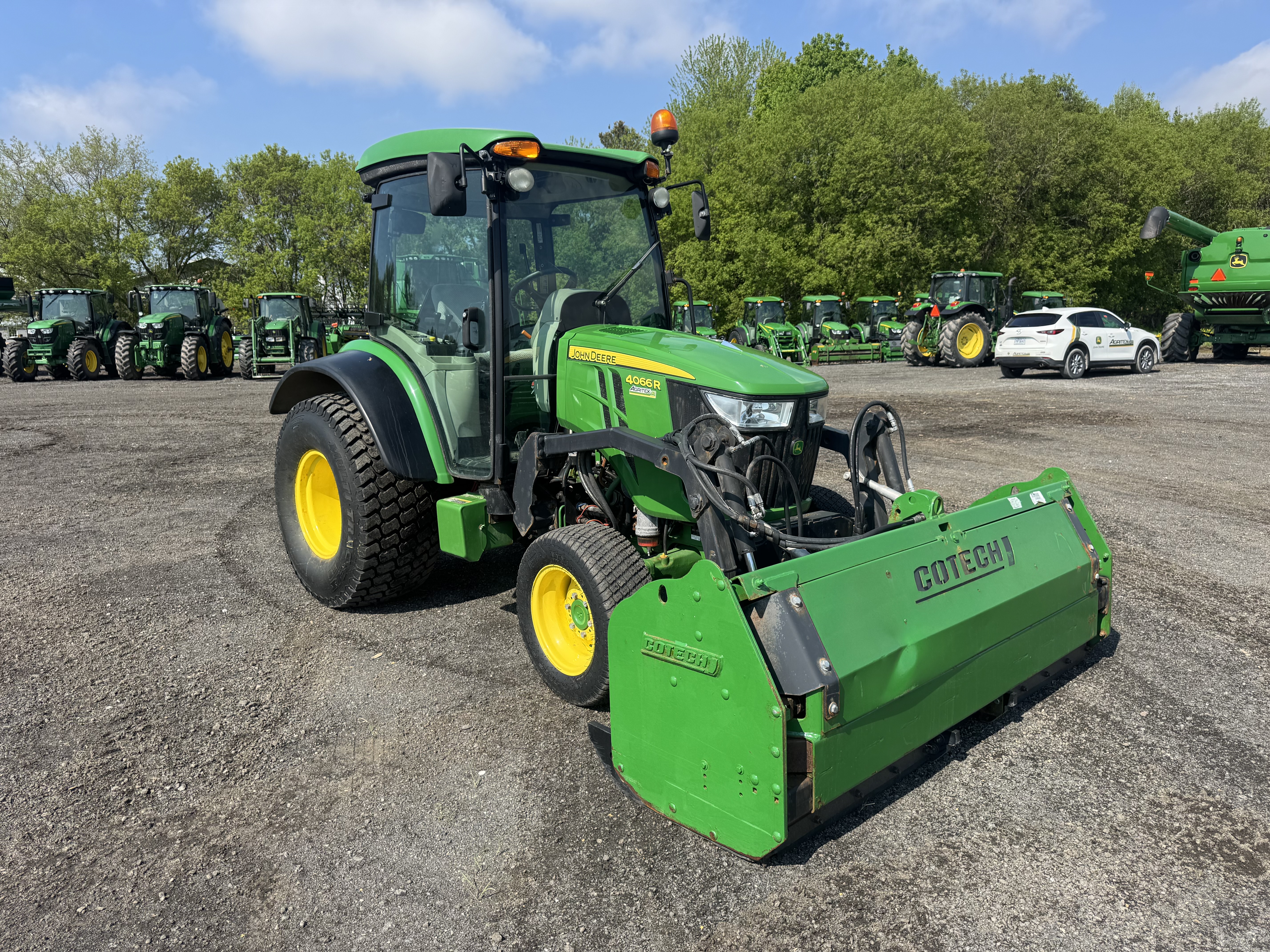 John Deere 4066R TURF PPFT   