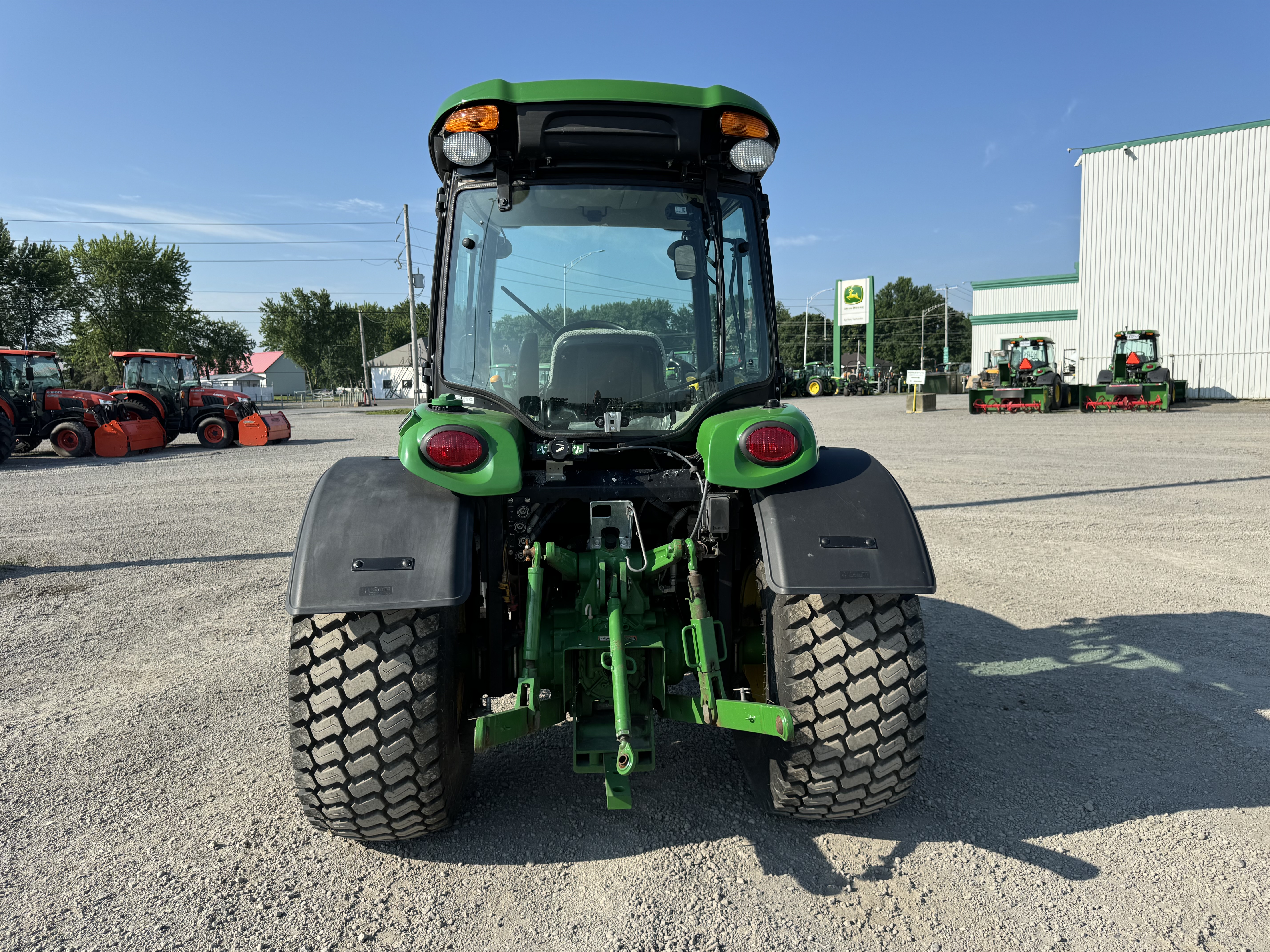 John Deere 4066R TURF    