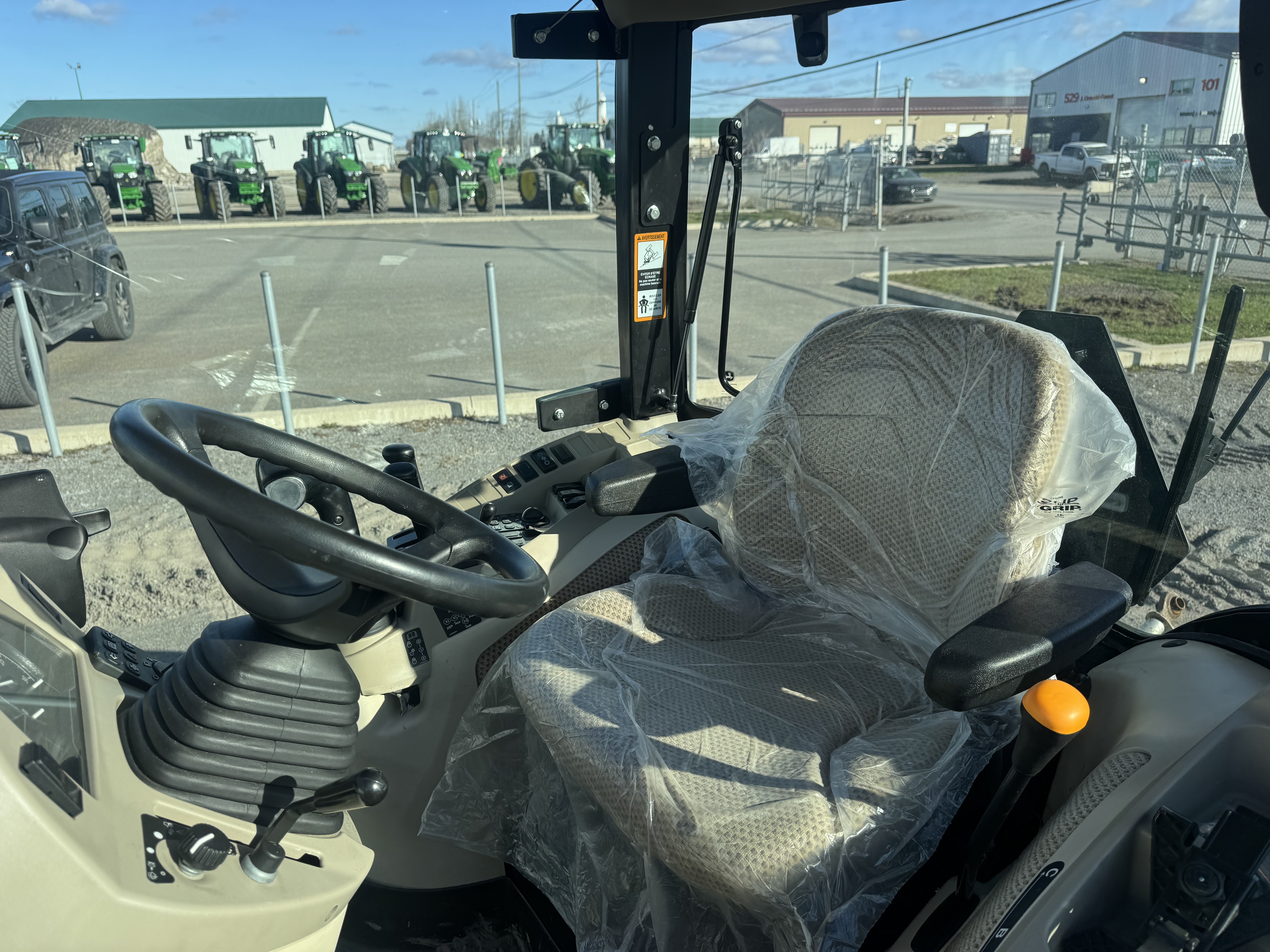 John Deere 4066R GRATTE TURF    