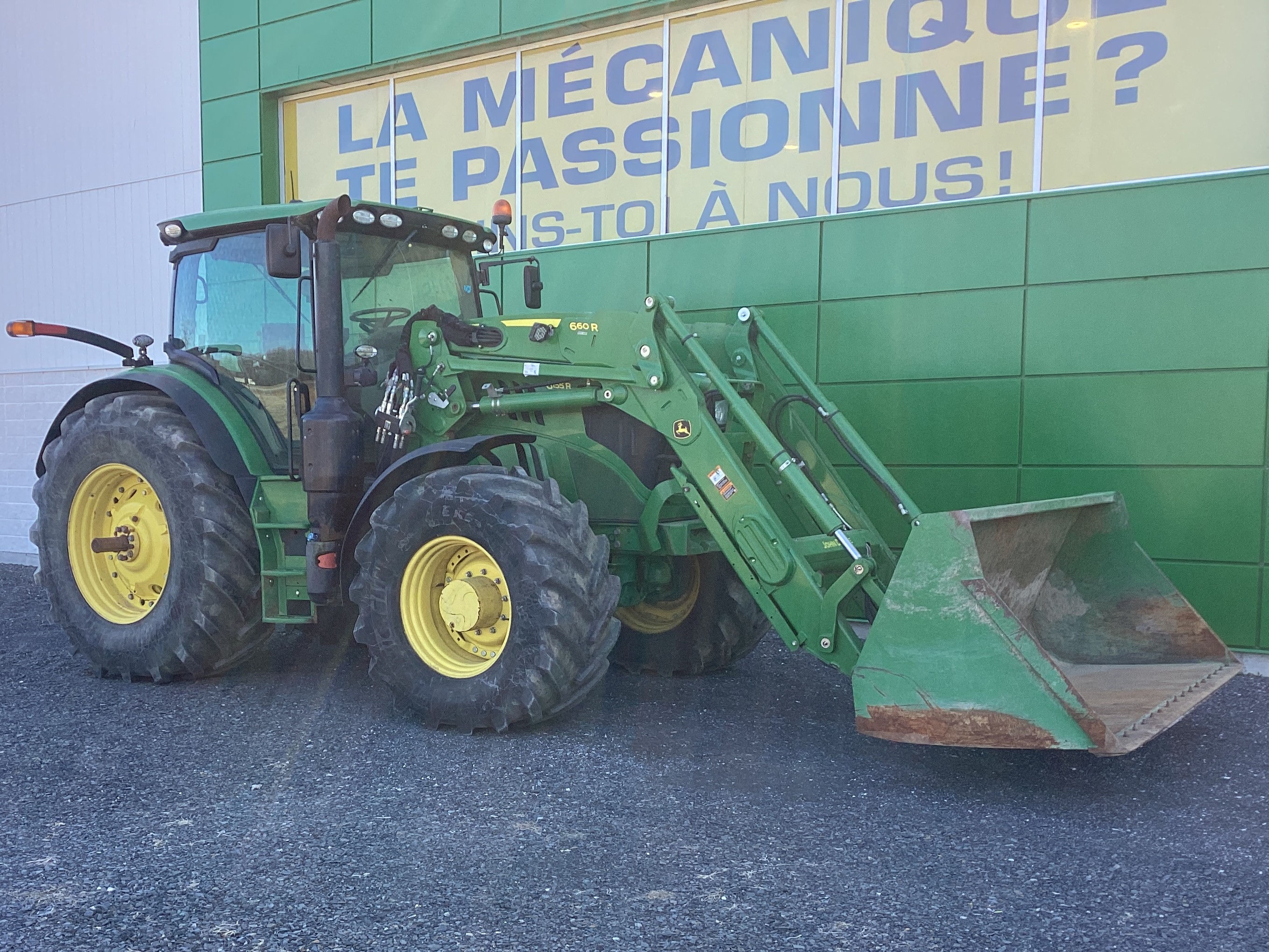 John Deere 6155R