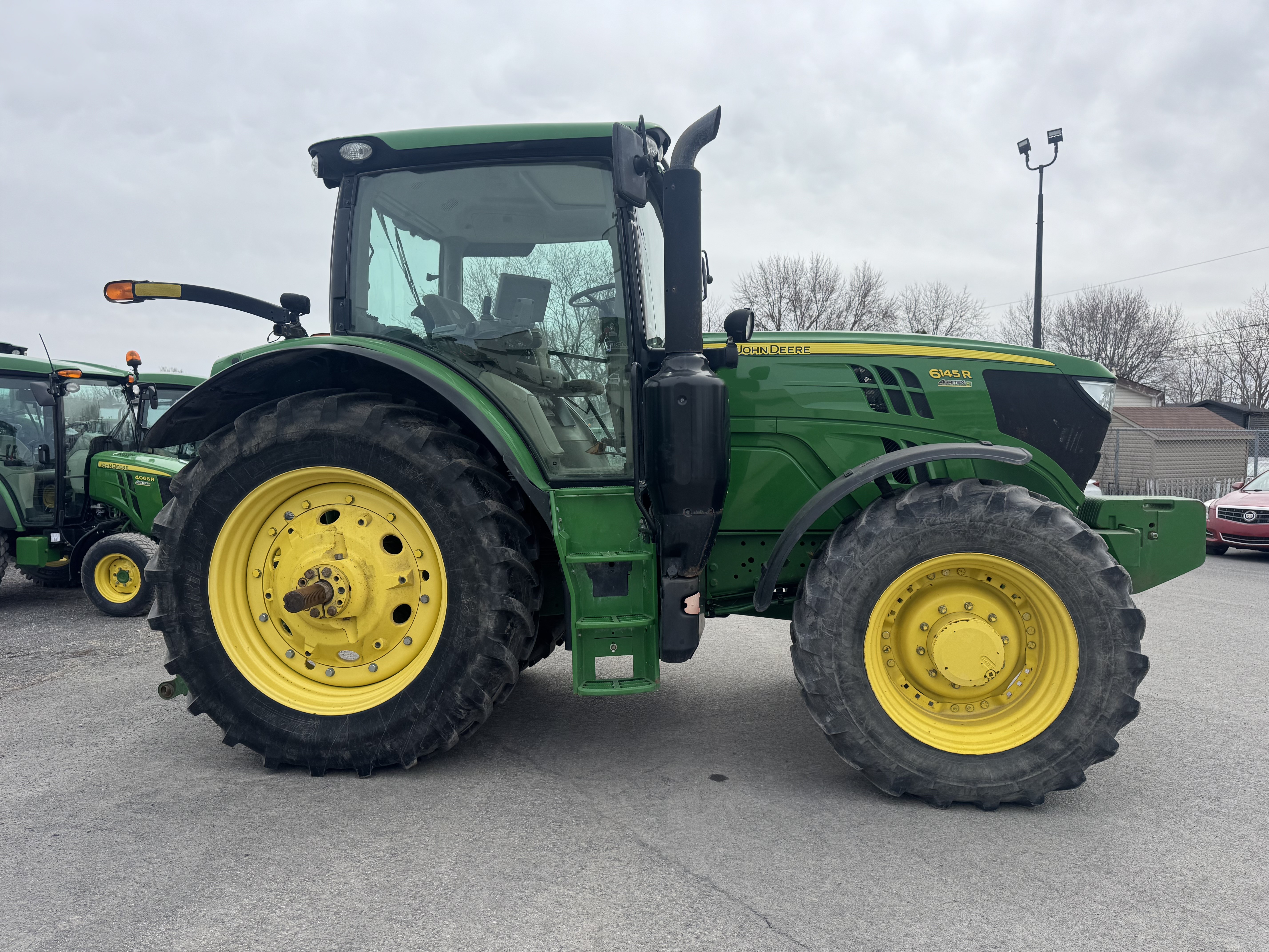 John Deere 6145R