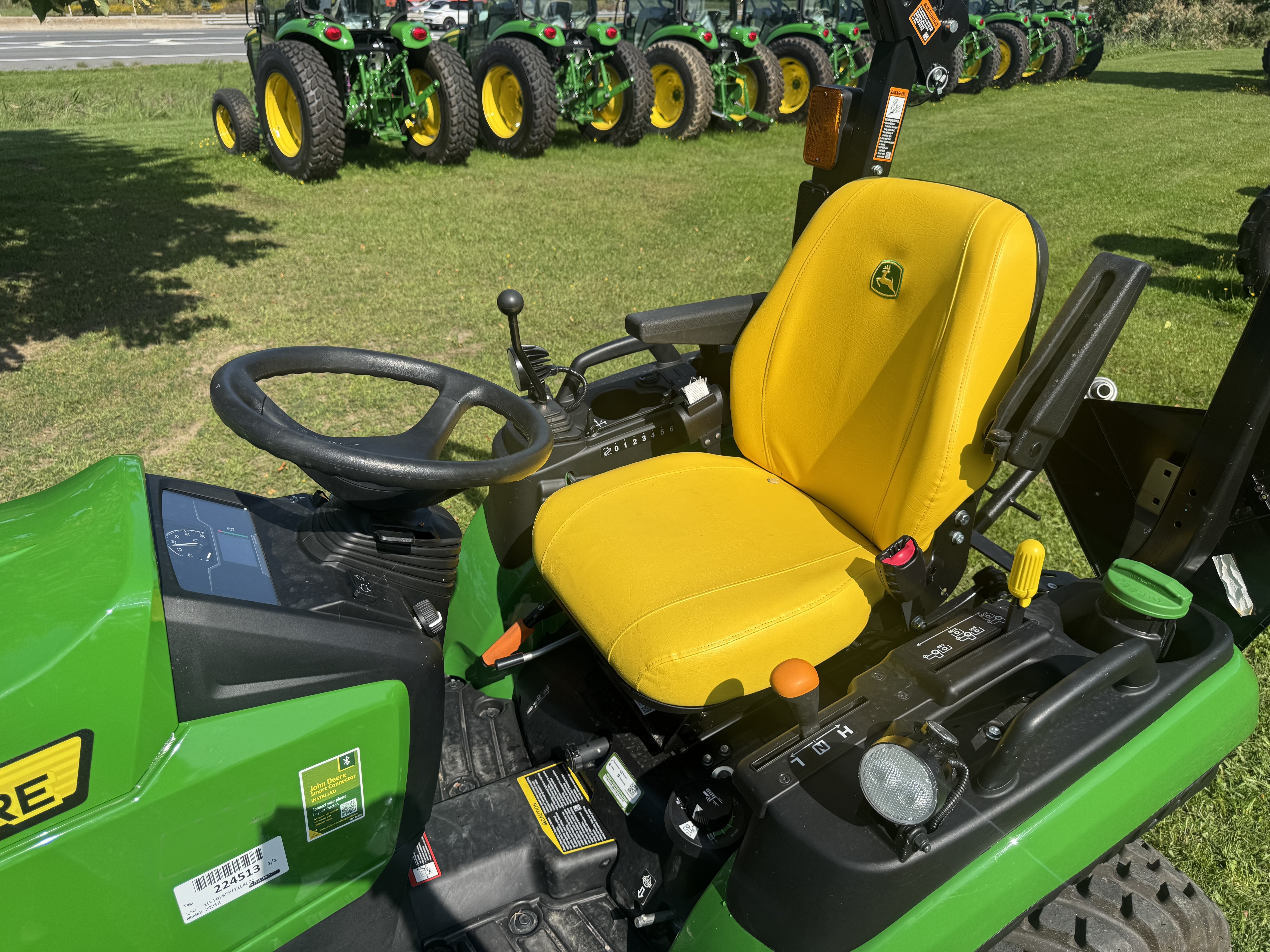 John Deere 2025R