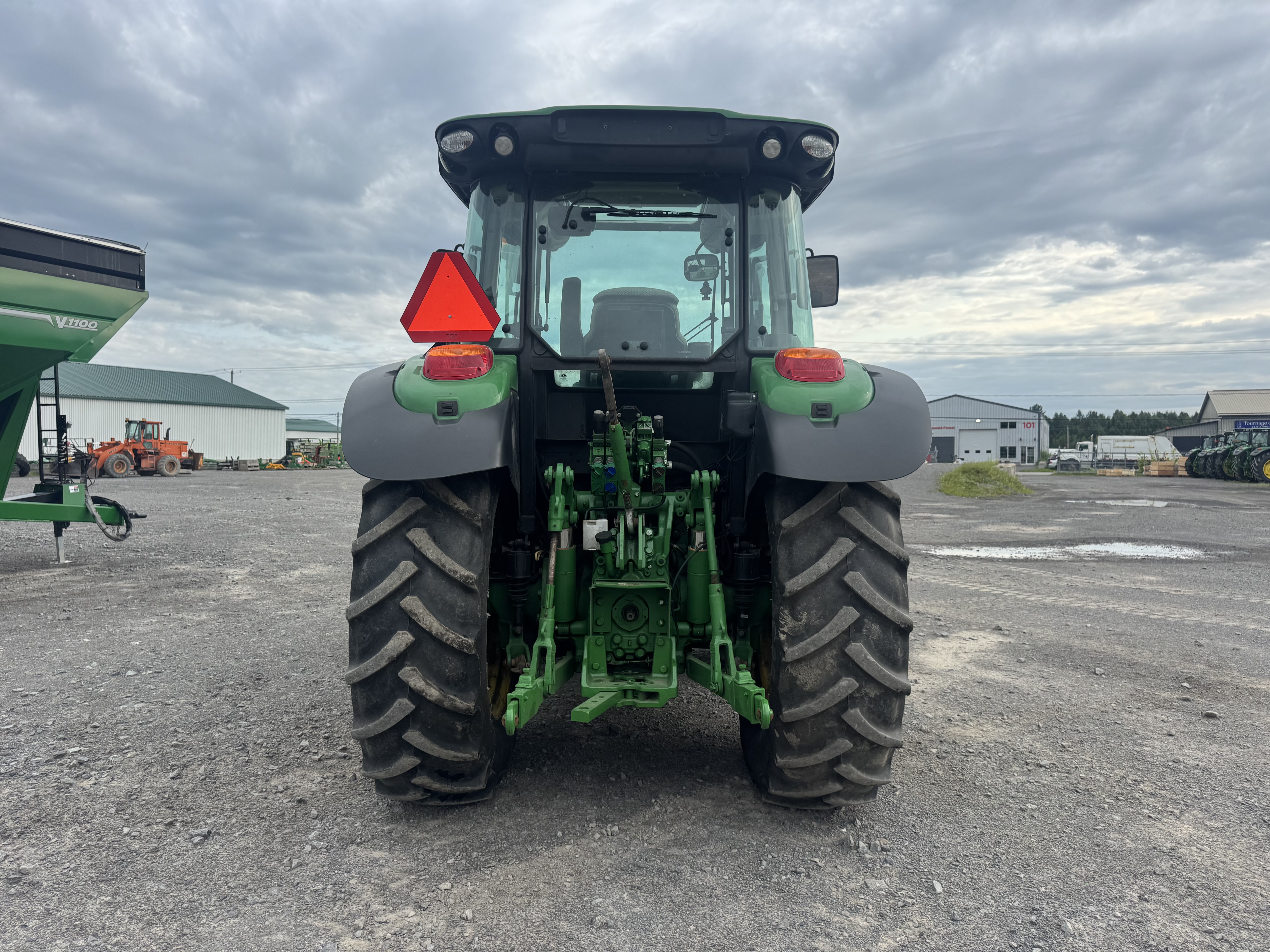 John Deere 5115R