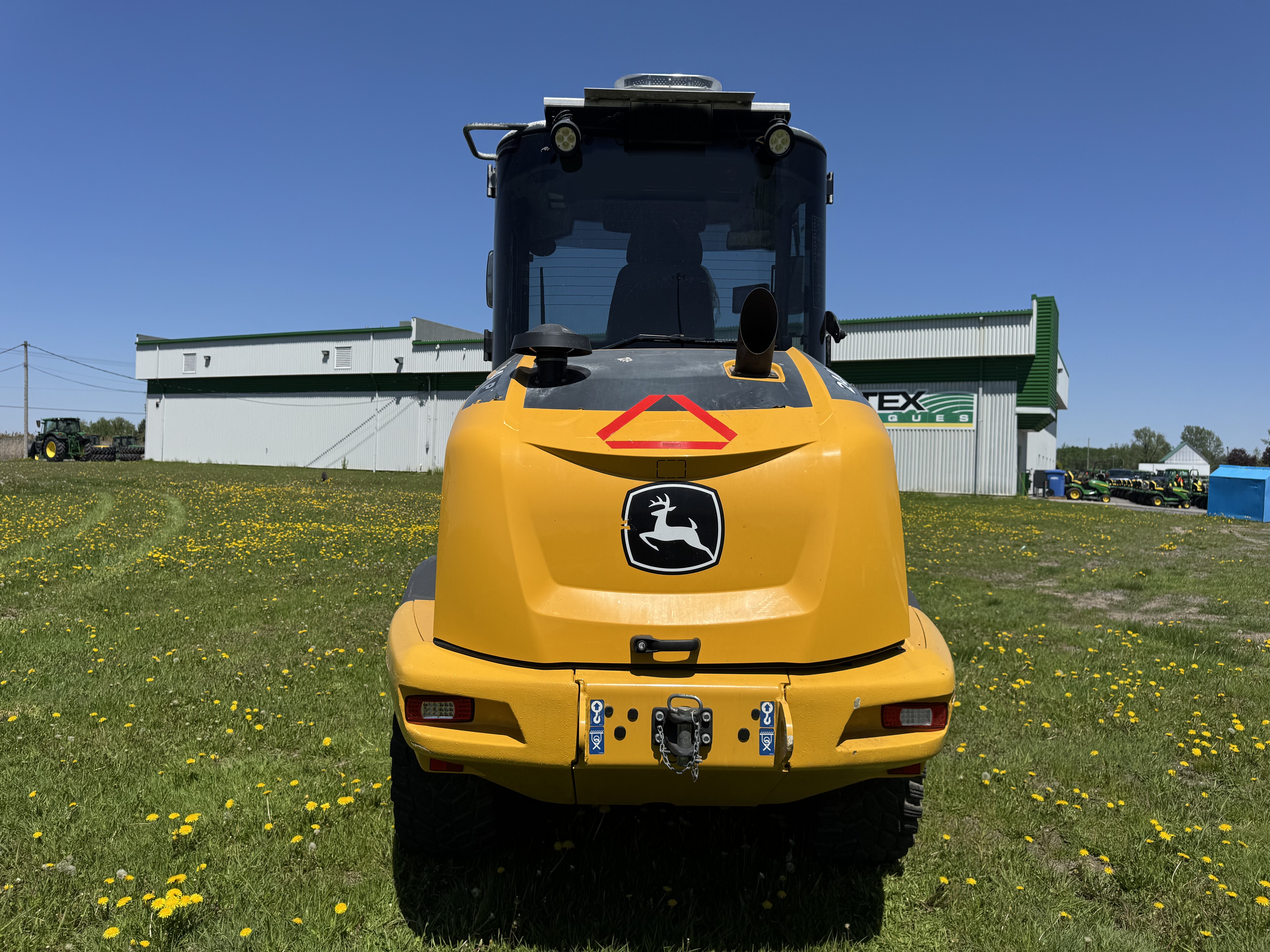 John Deere 244 P