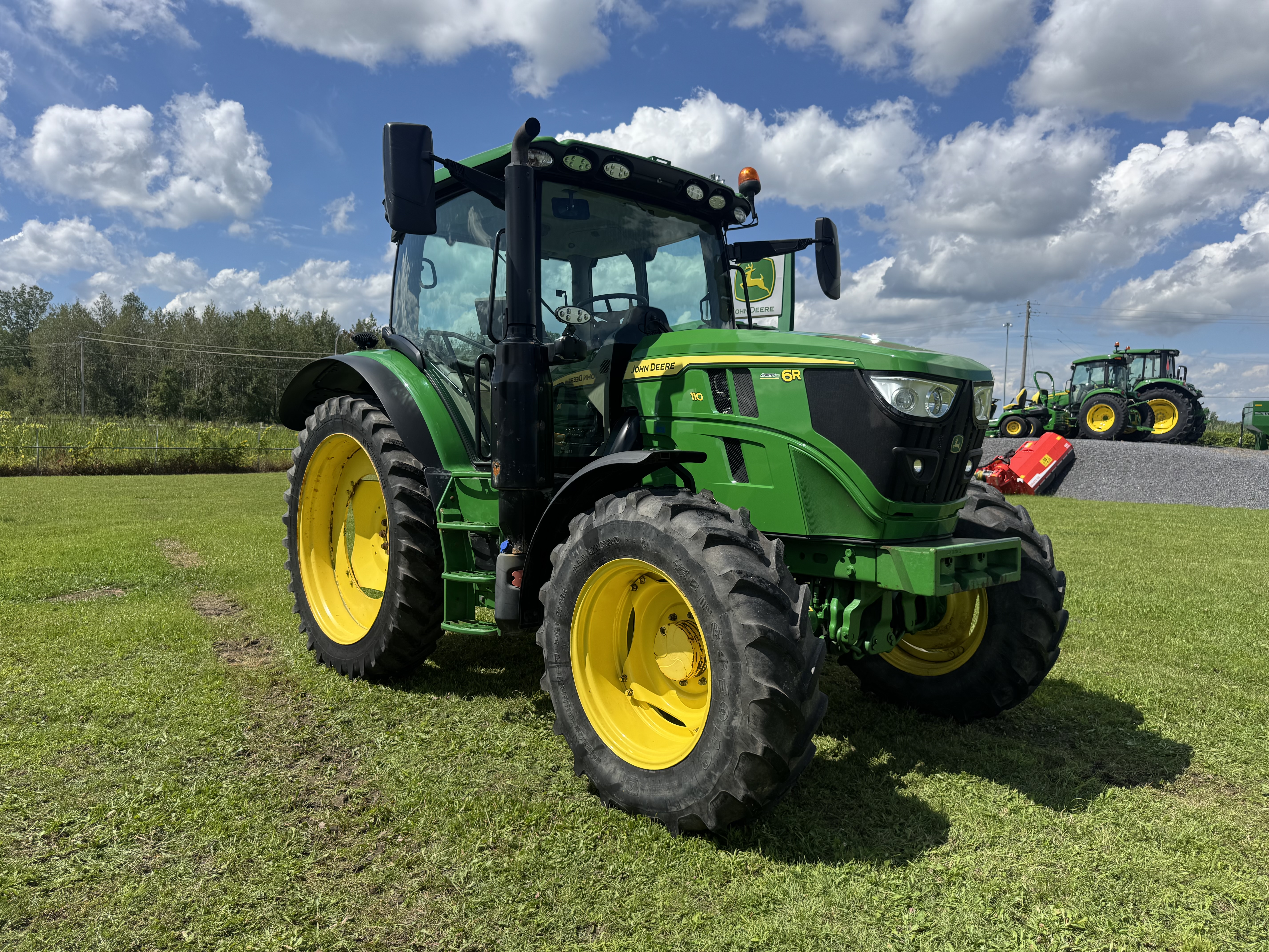 John Deere 6R 110