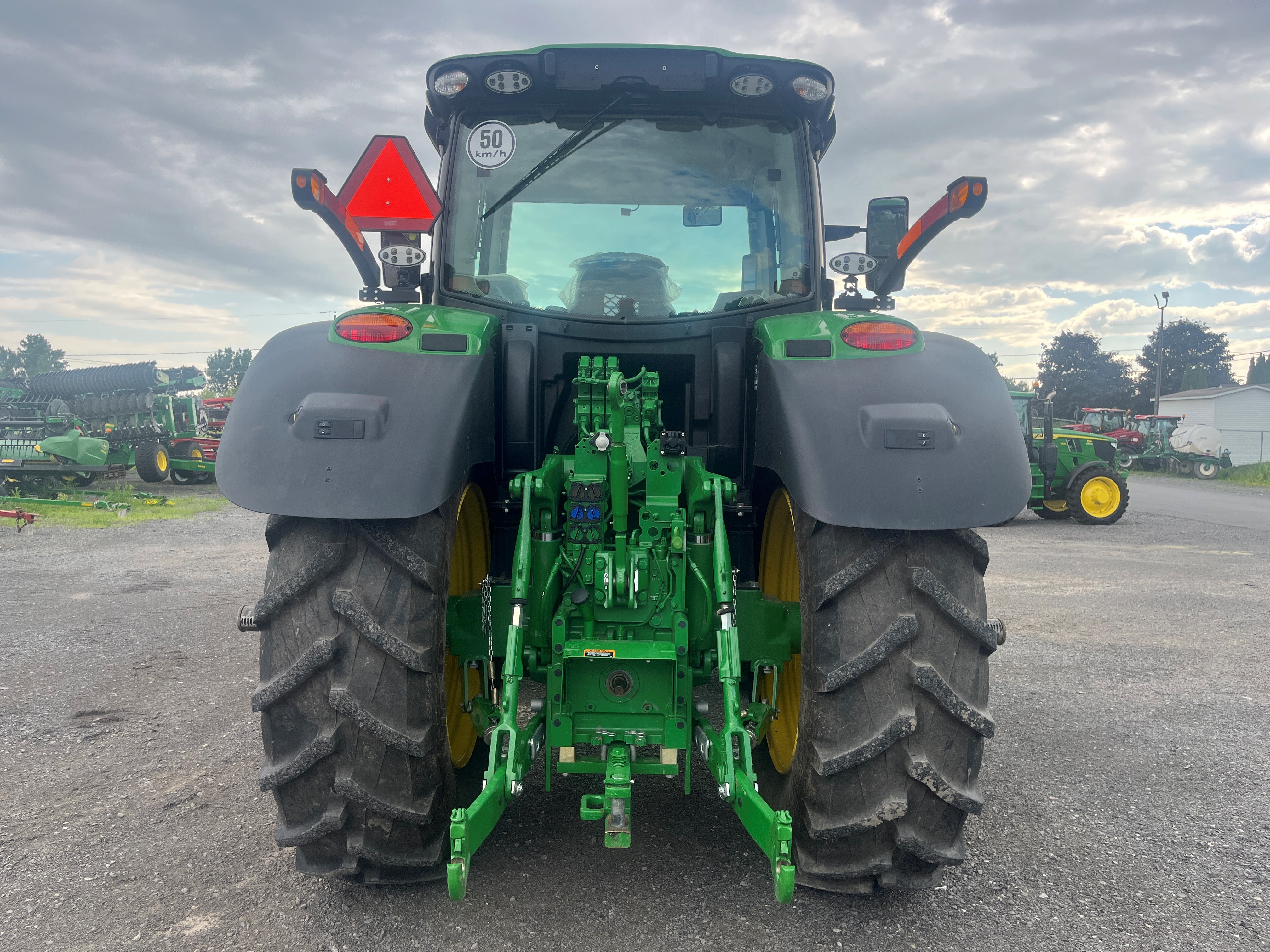 John Deere 6R 175