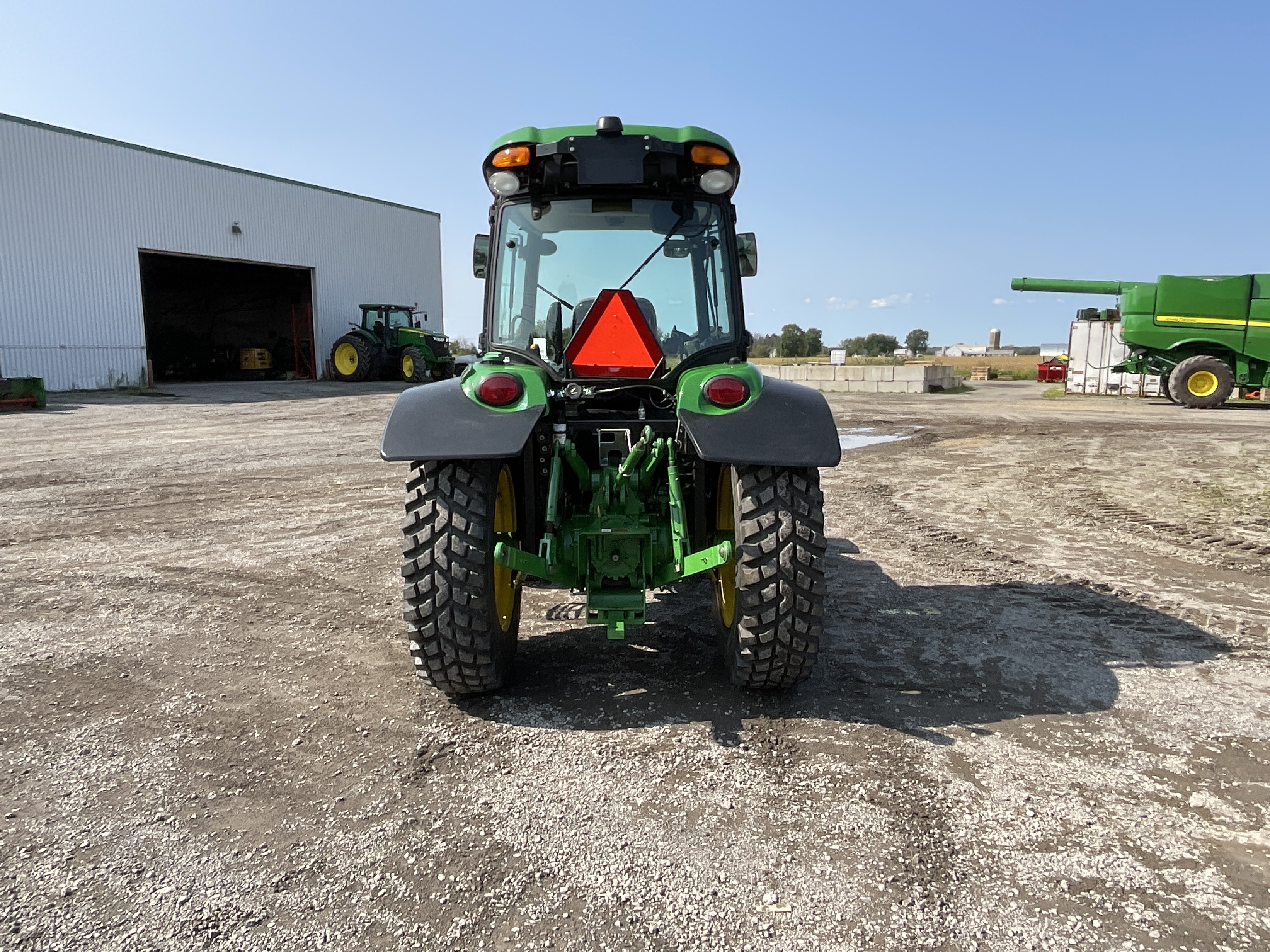 John Deere 4066R GRATTE NOKIAN 