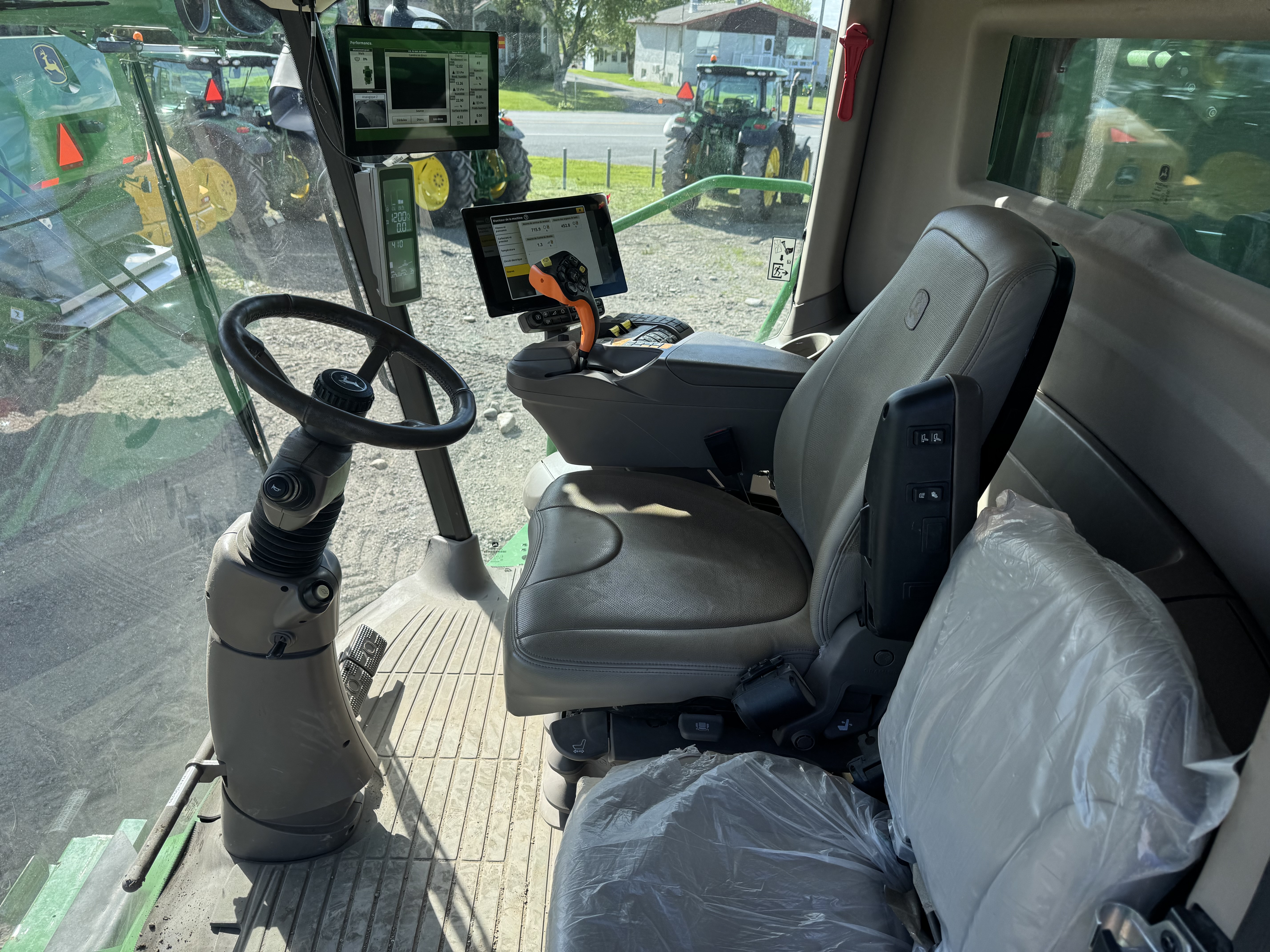 John Deere S770