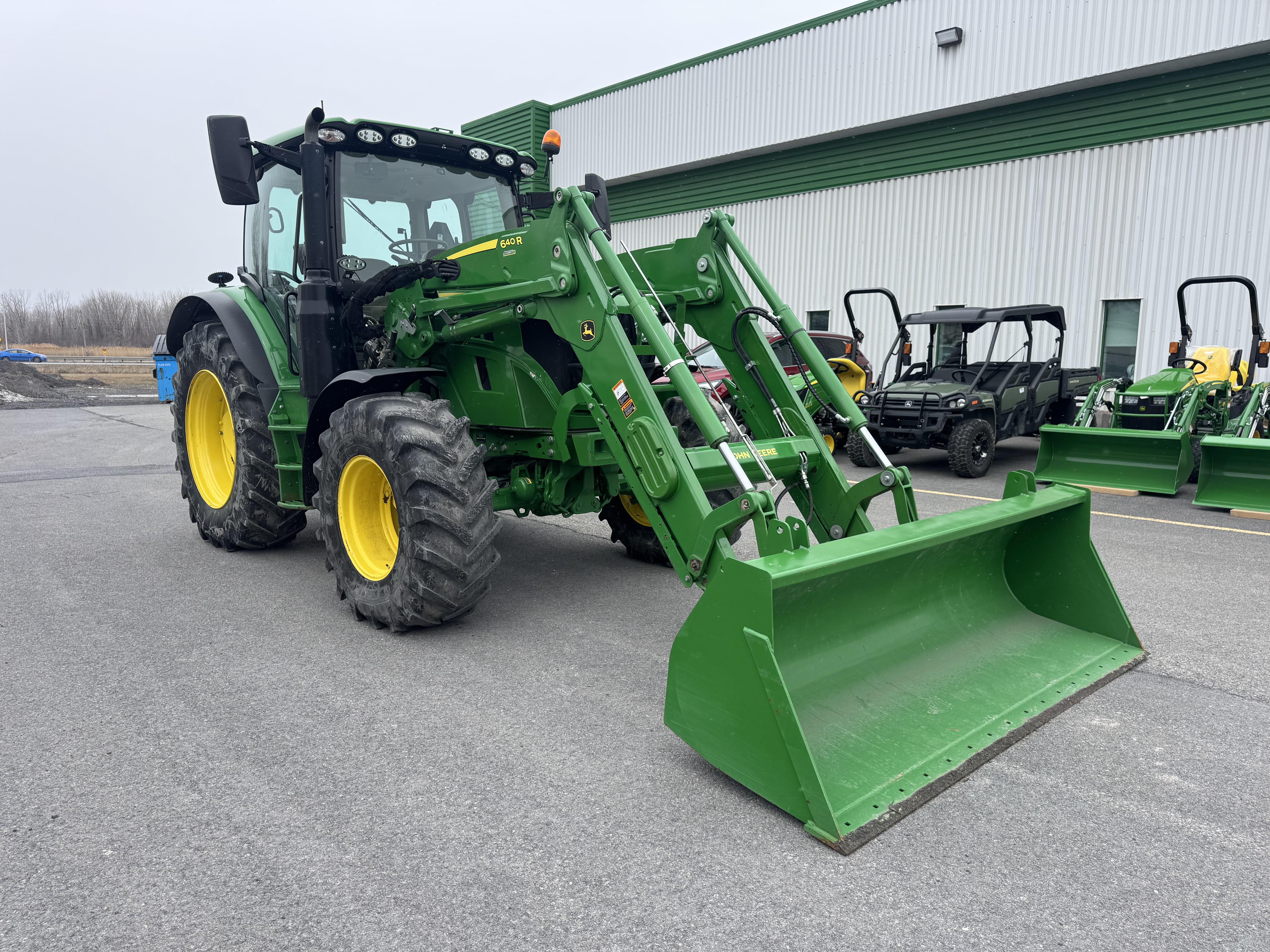 John Deere 6R 110