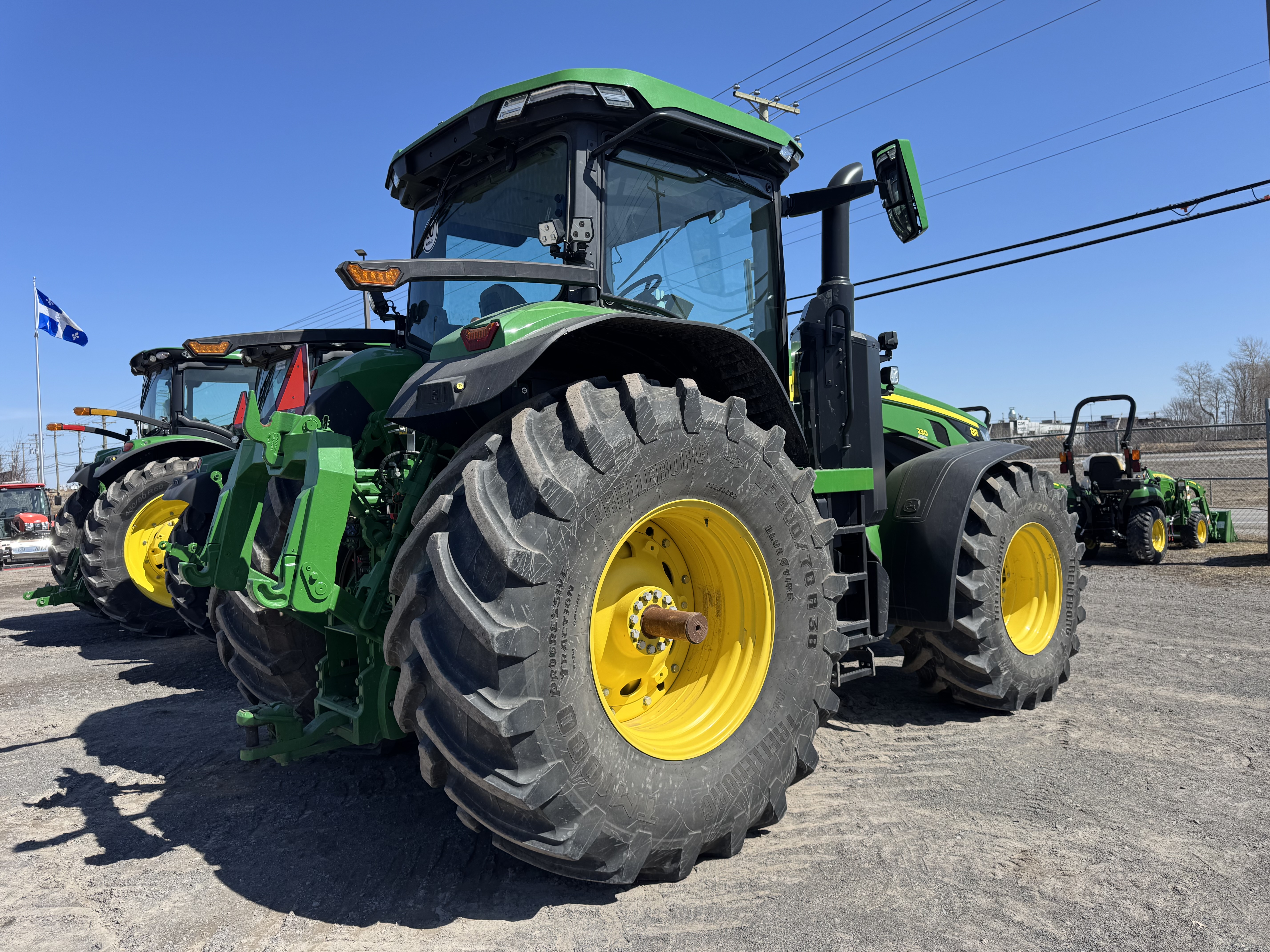 John Deere 8R 230 FRT HITCH