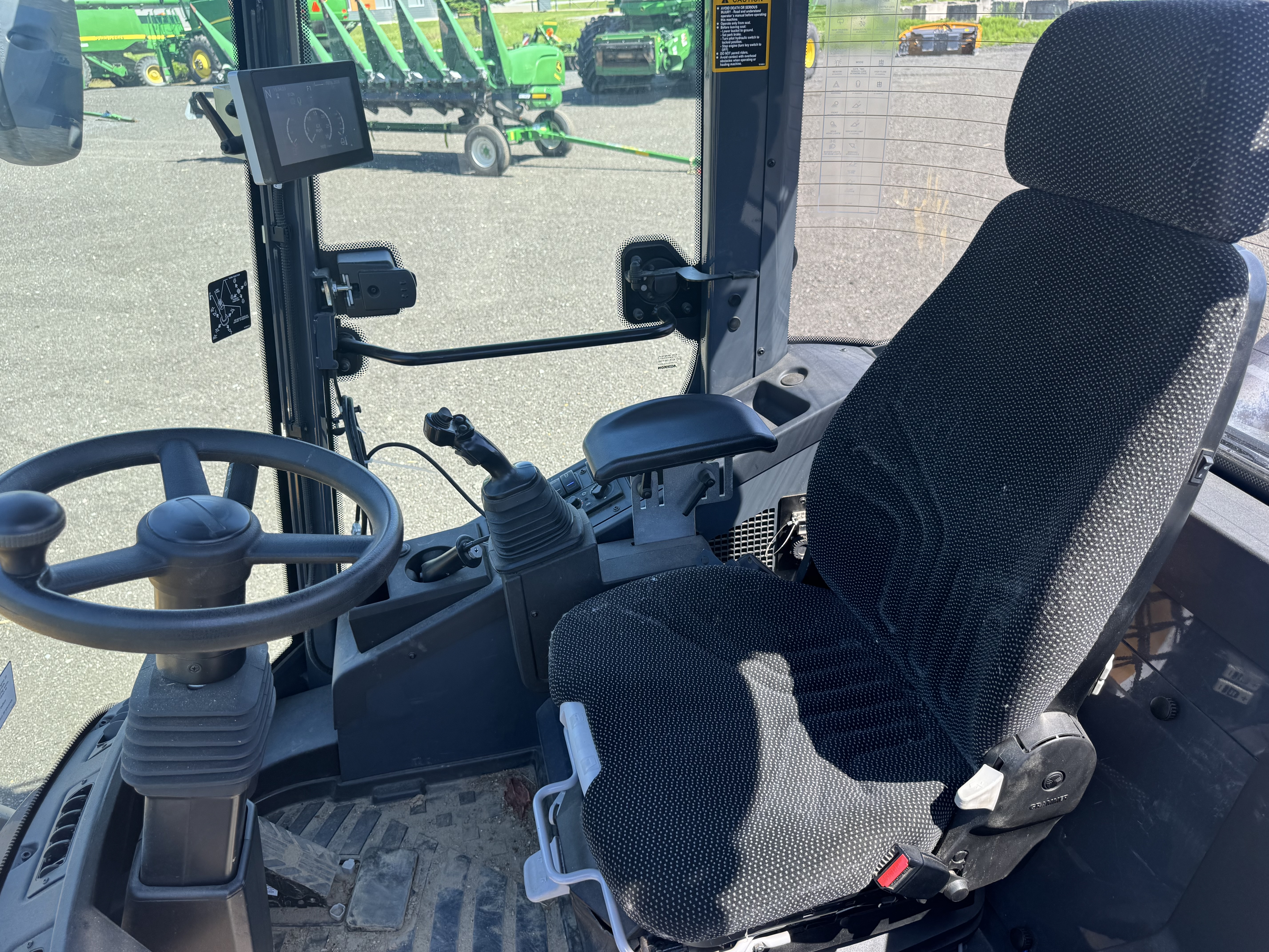 John Deere 244L