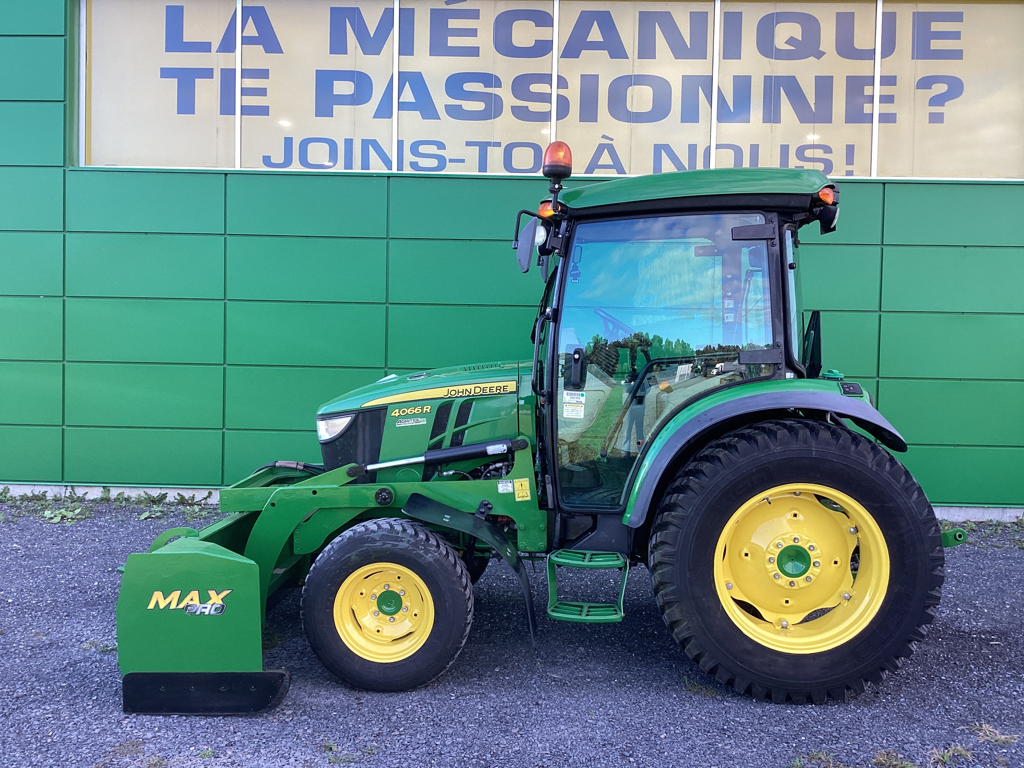John Deere 4066R NOKIAN GRATTE AUTRE