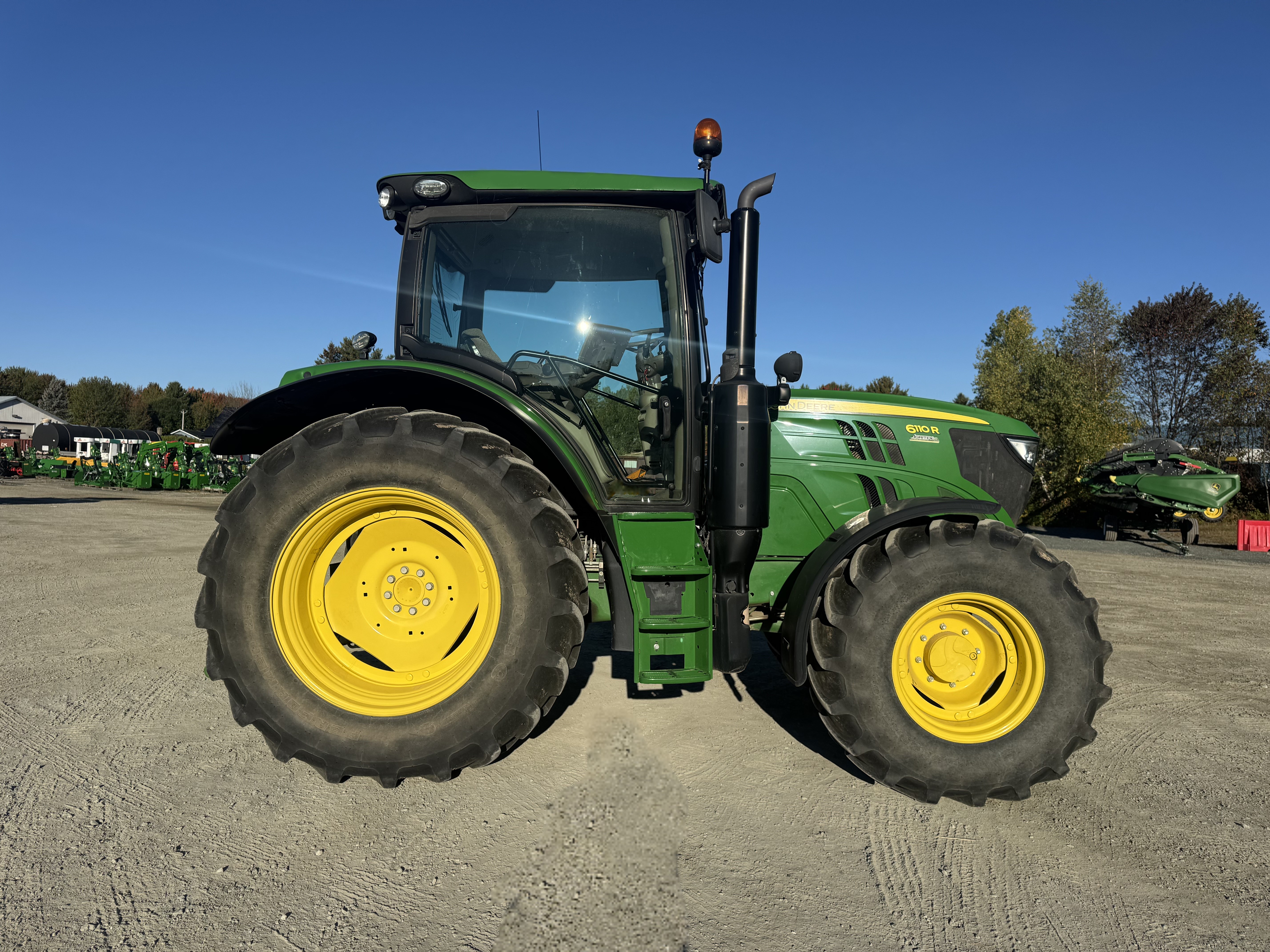John Deere 6110R