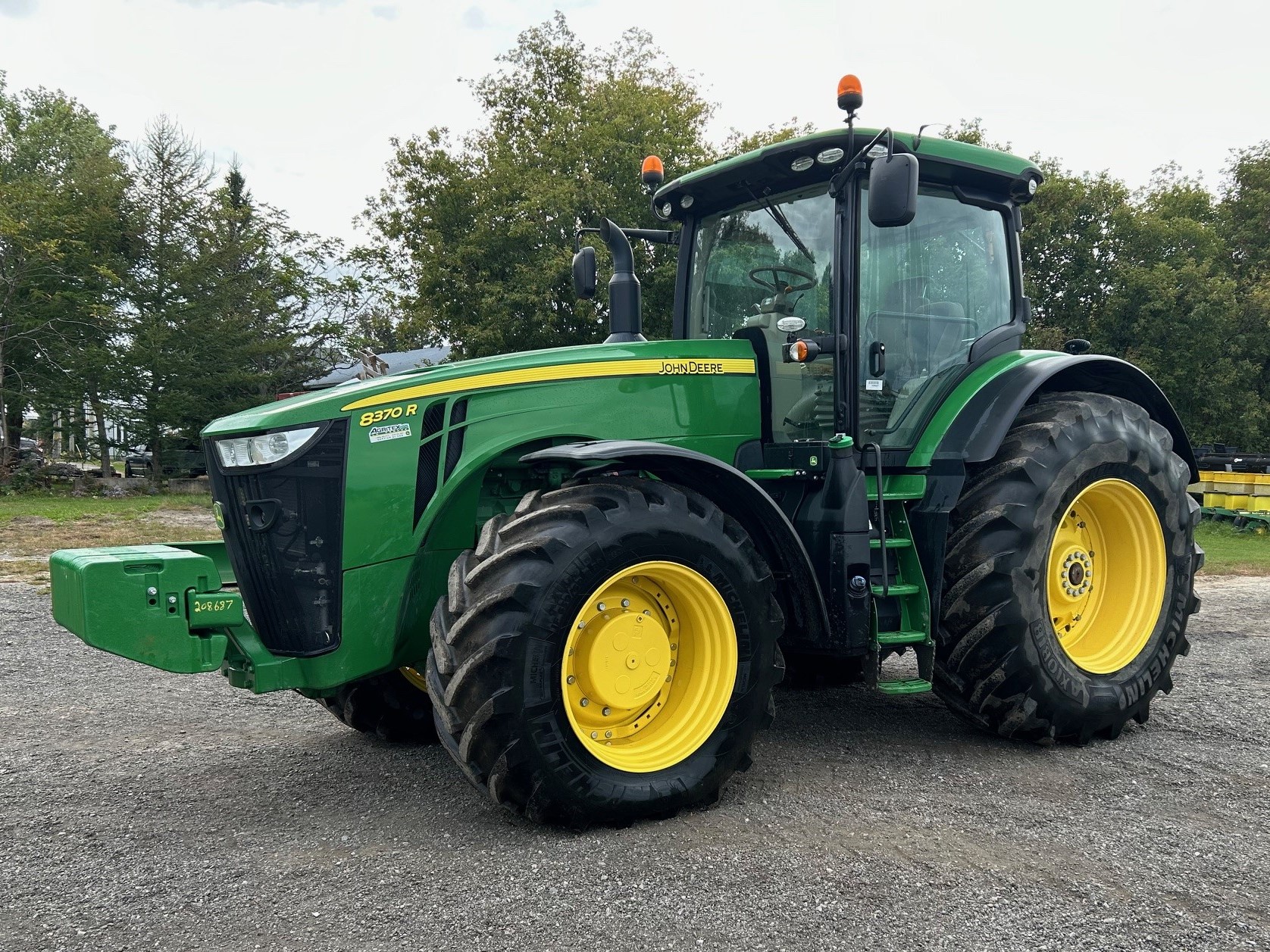 John Deere 8370R