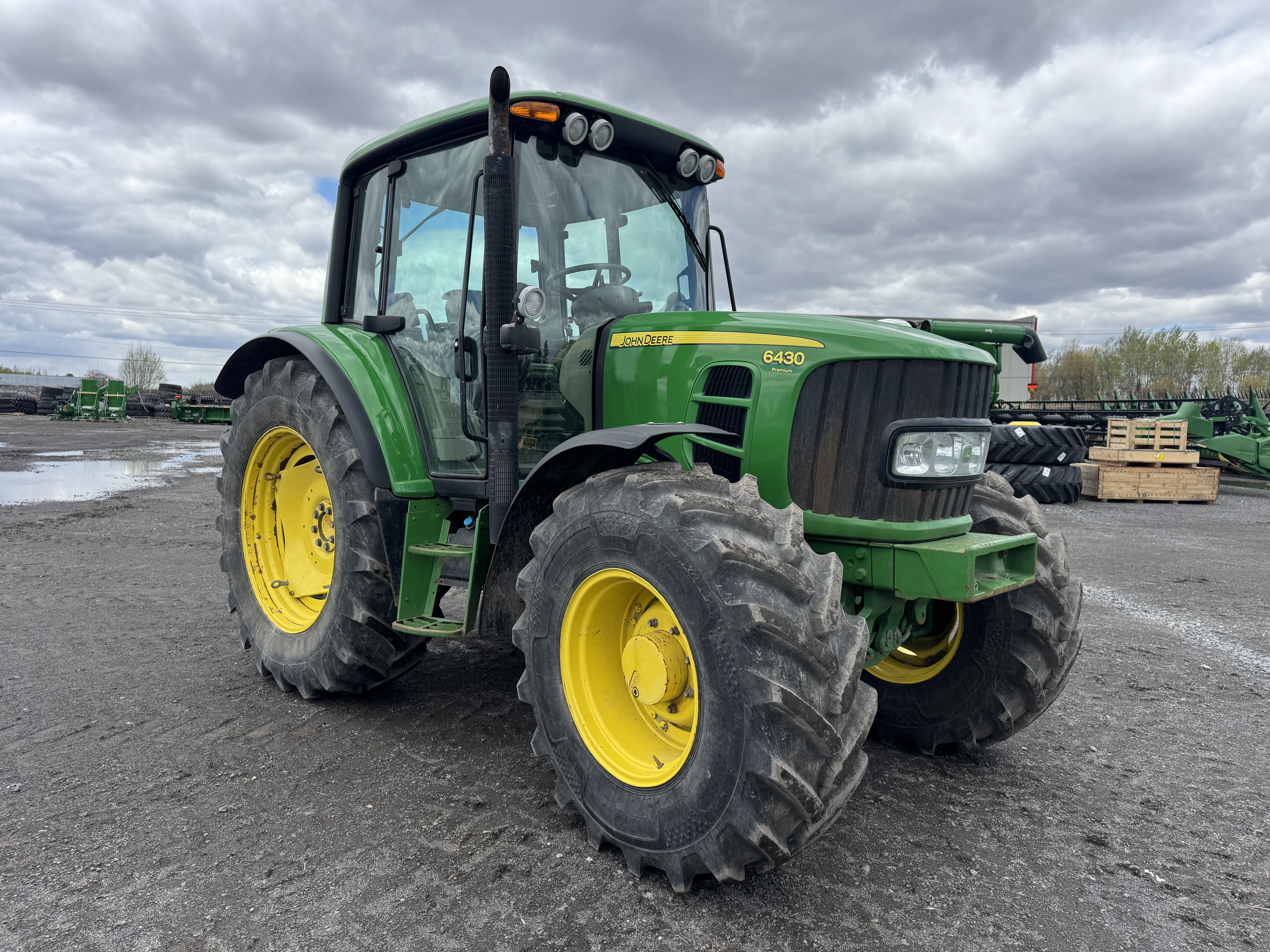 John Deere 6430