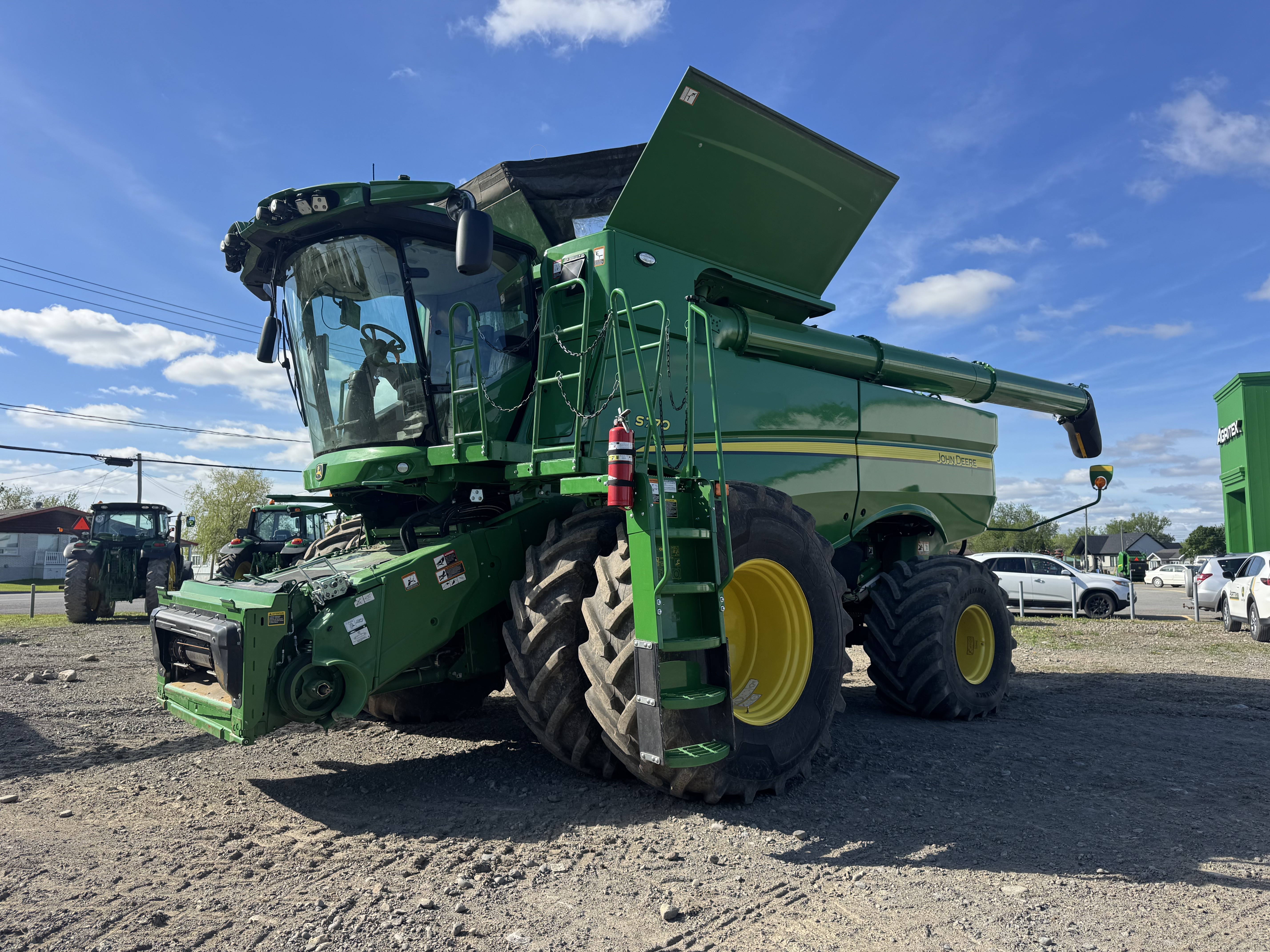 John Deere S770