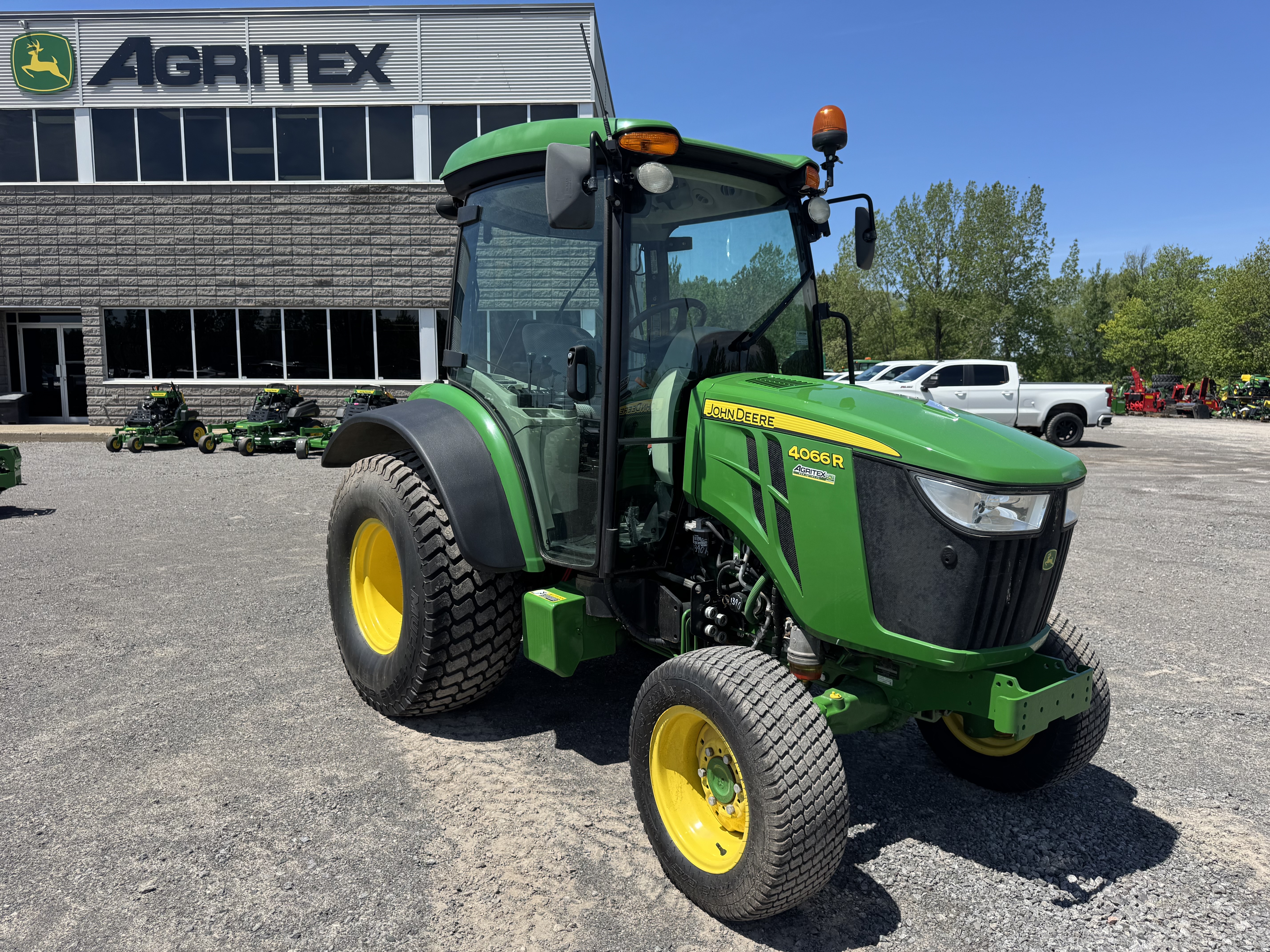 John Deere 4066R TURF