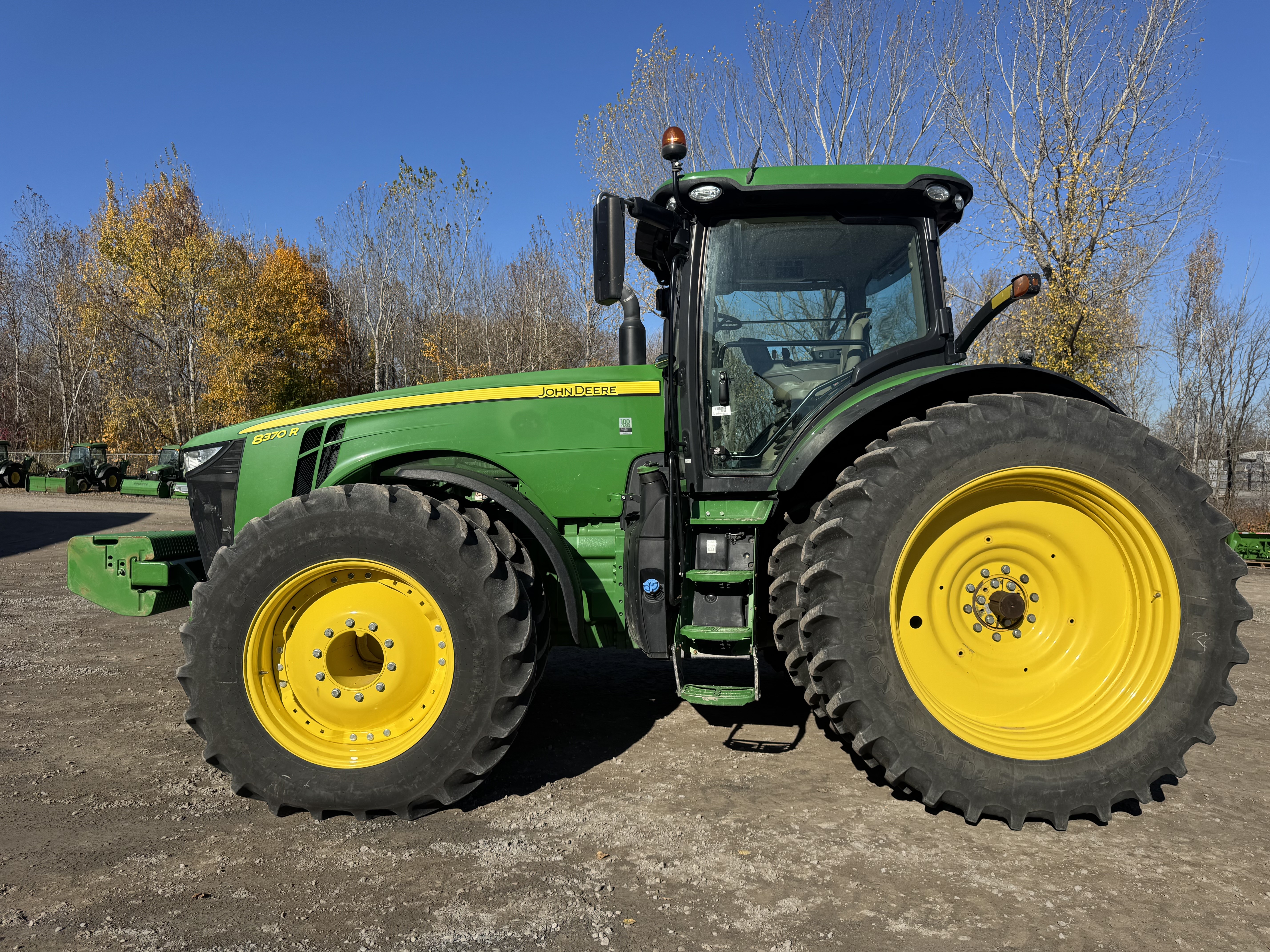 John Deere 8370R