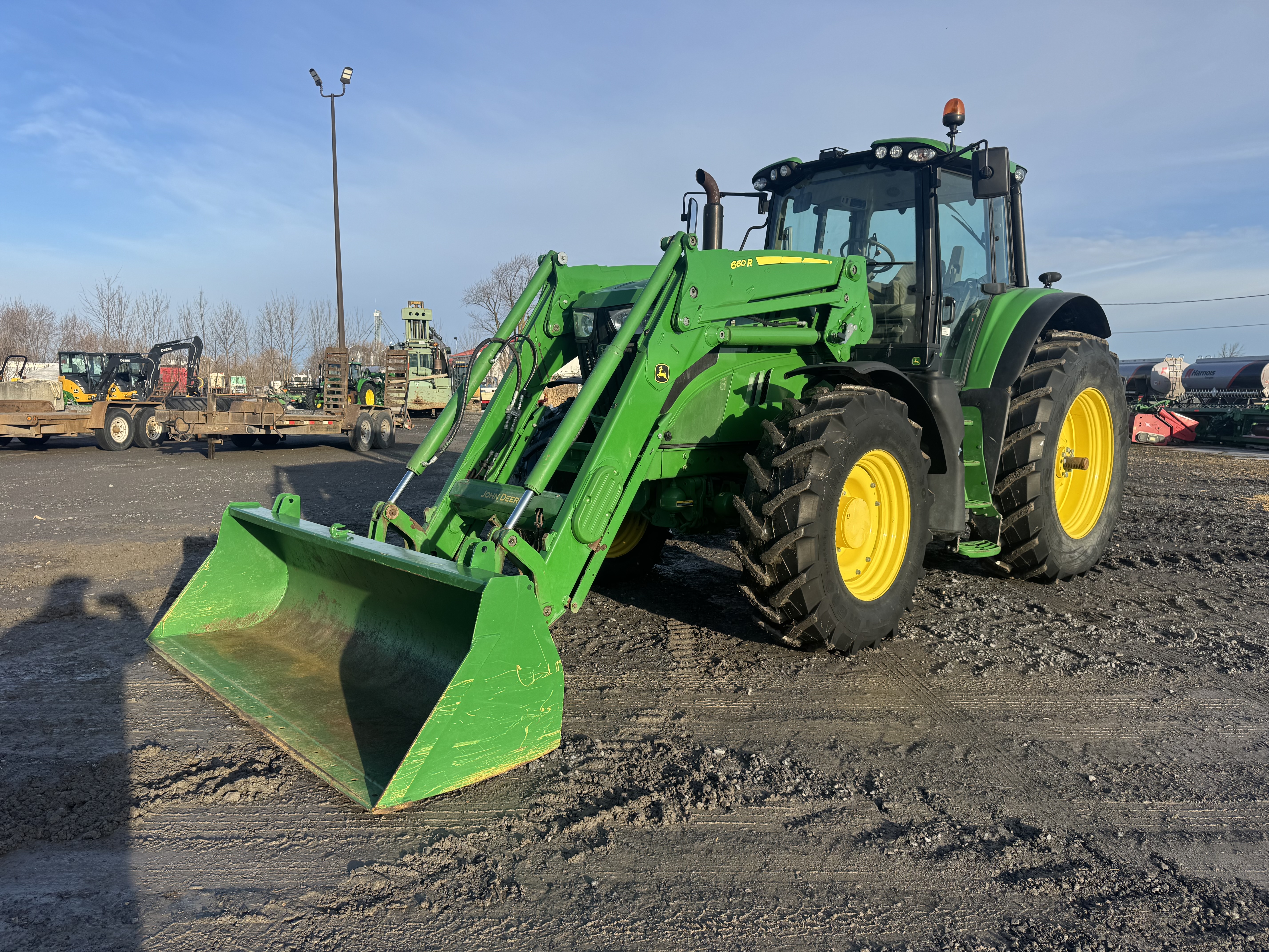 John Deere 6195M