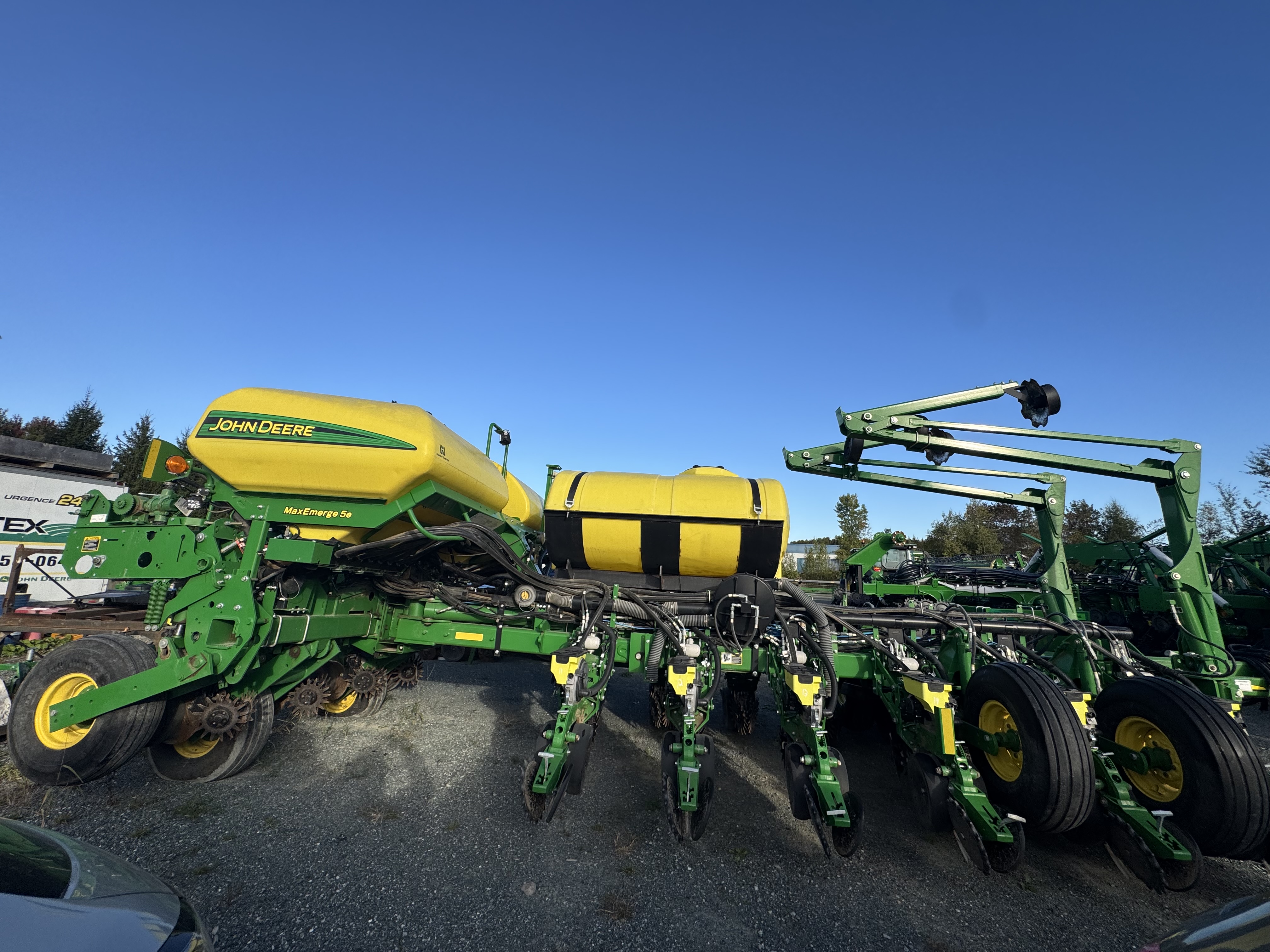 John Deere 1775NT 16R30