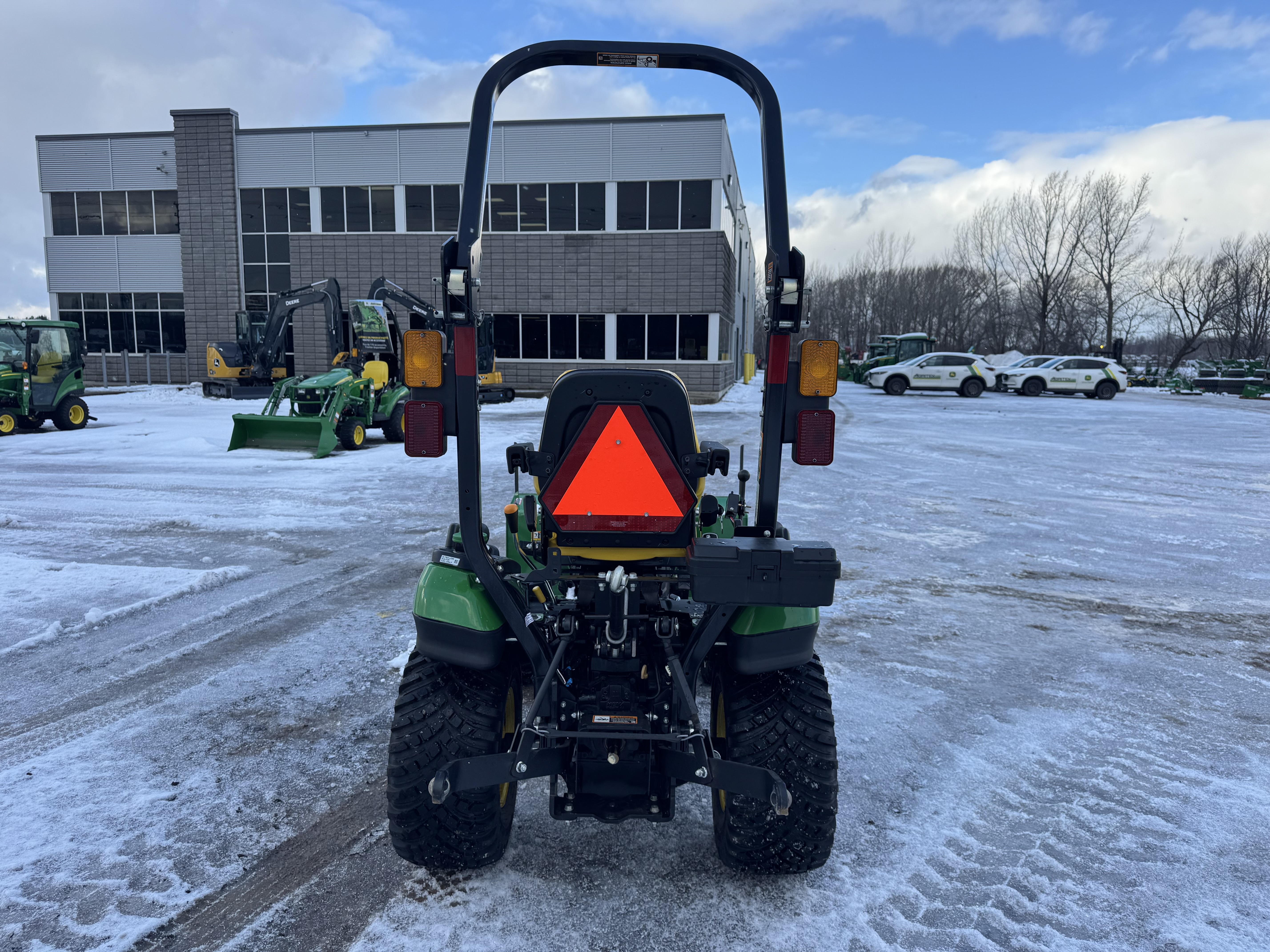 John Deere 1025R souffleur