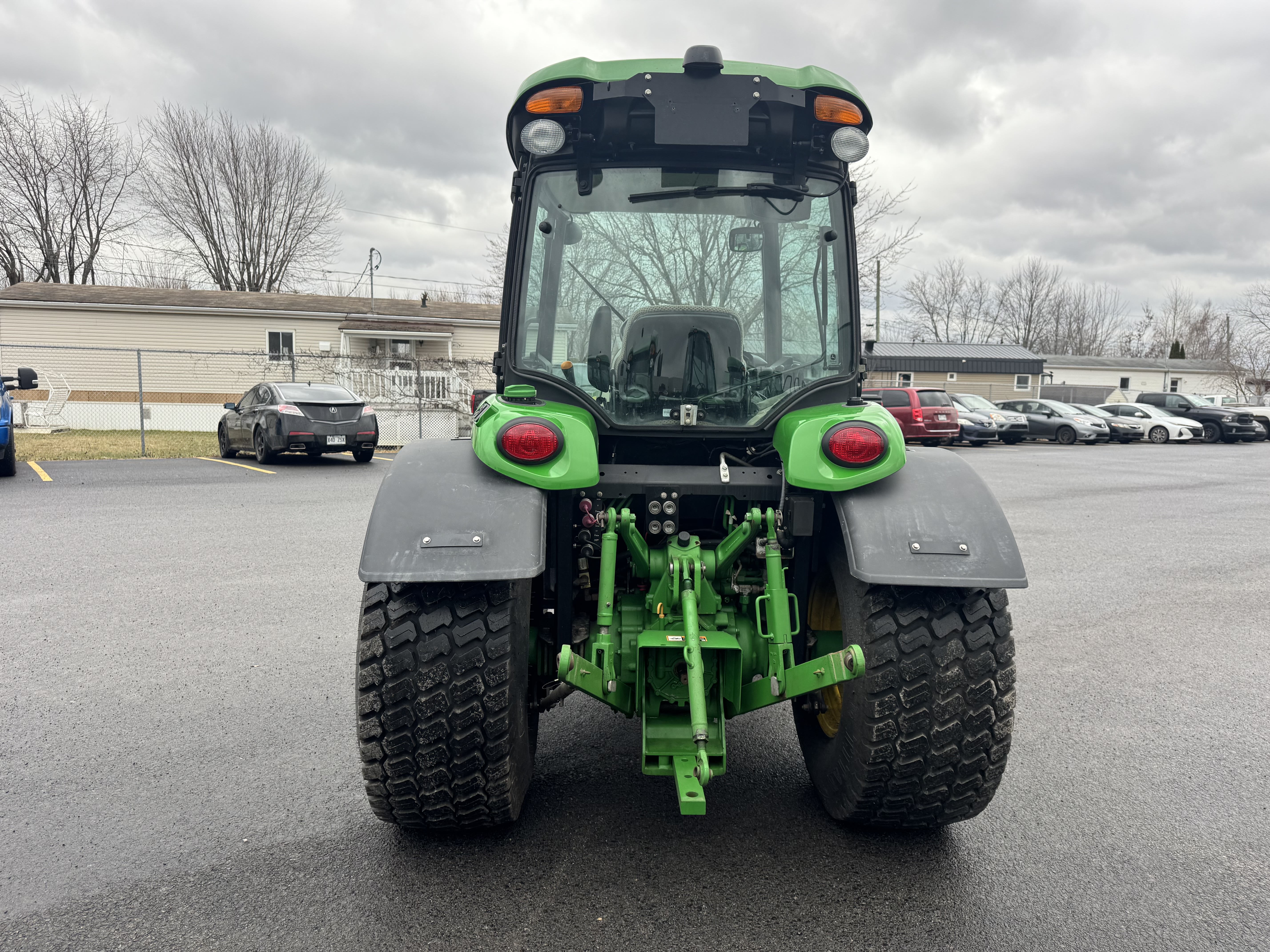 John Deere 4052R TURF    