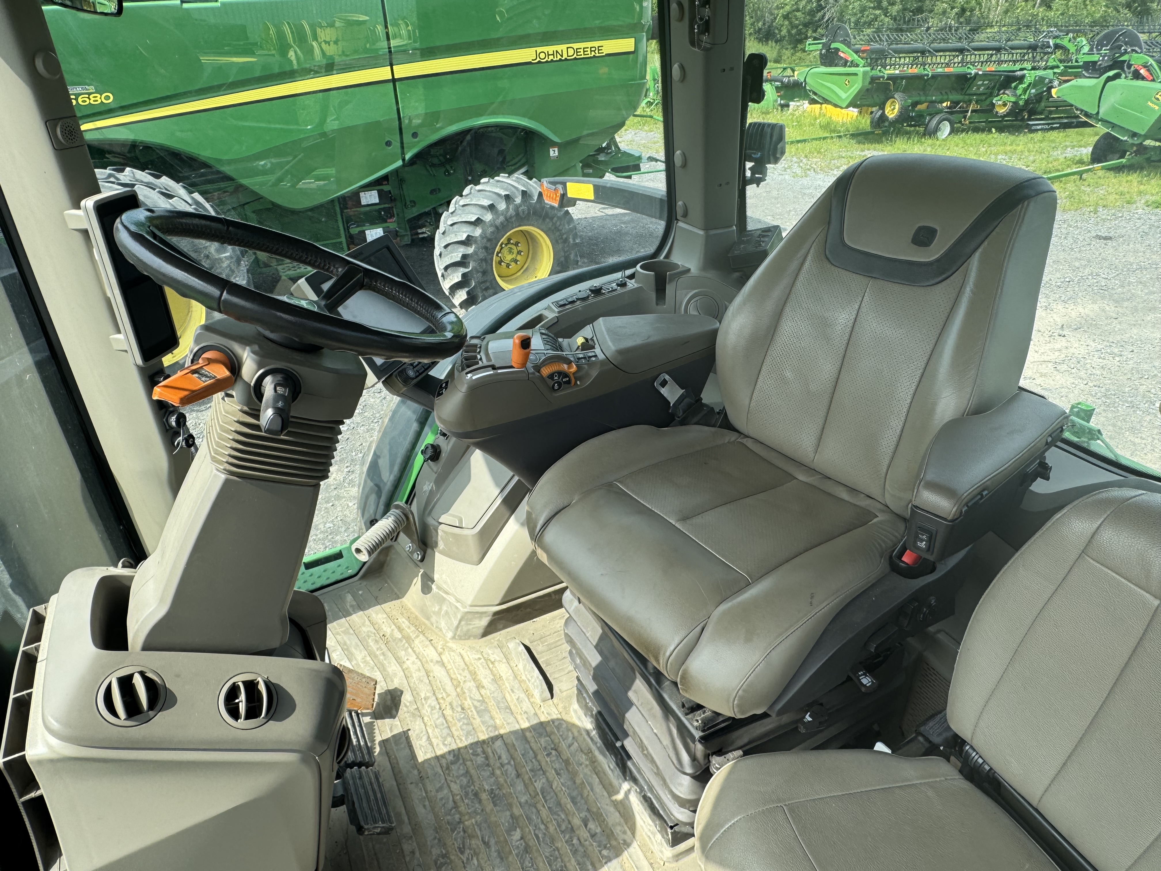 John Deere 8R 370