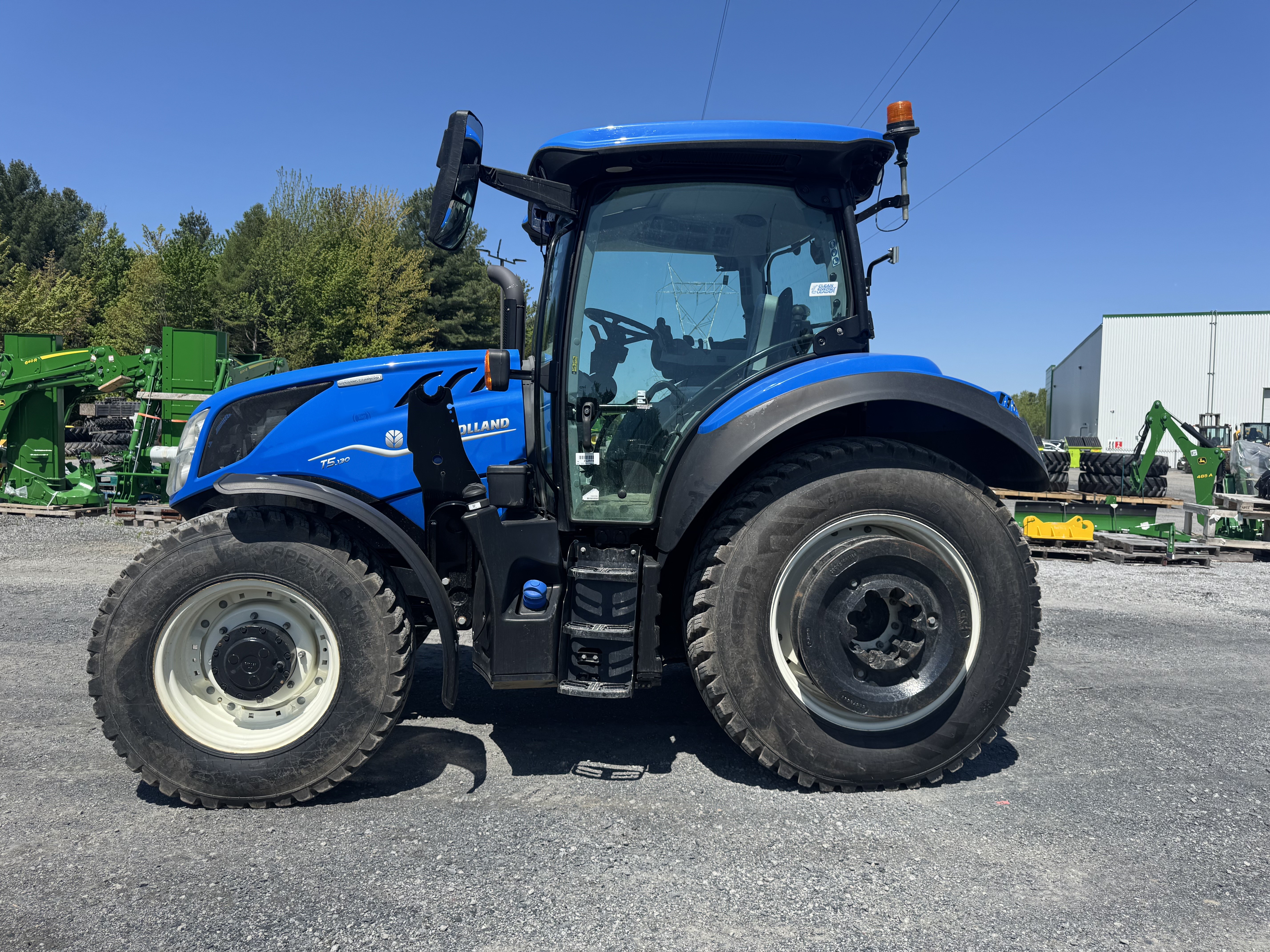 New Holland T5.130  