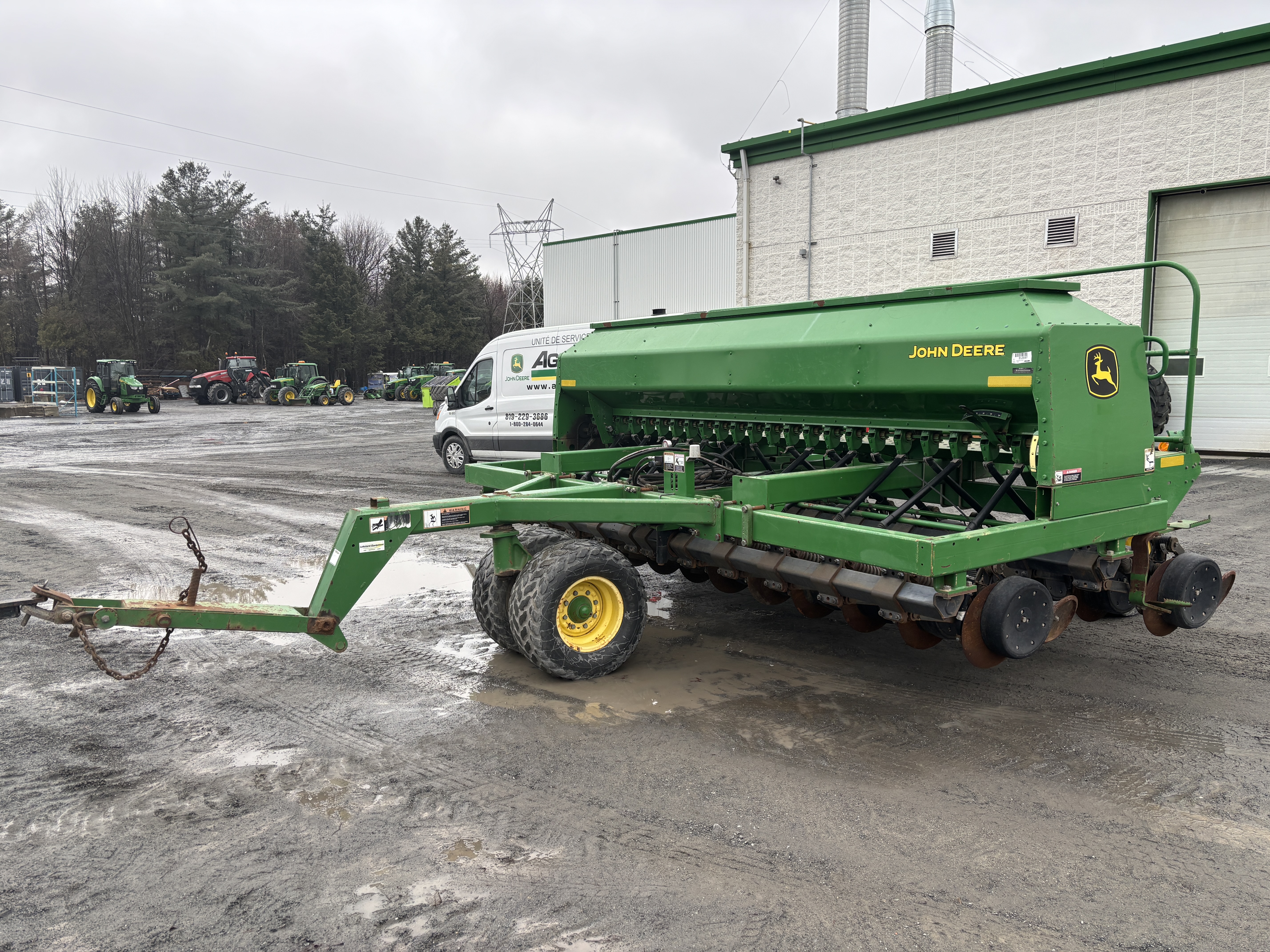John Deere 1590