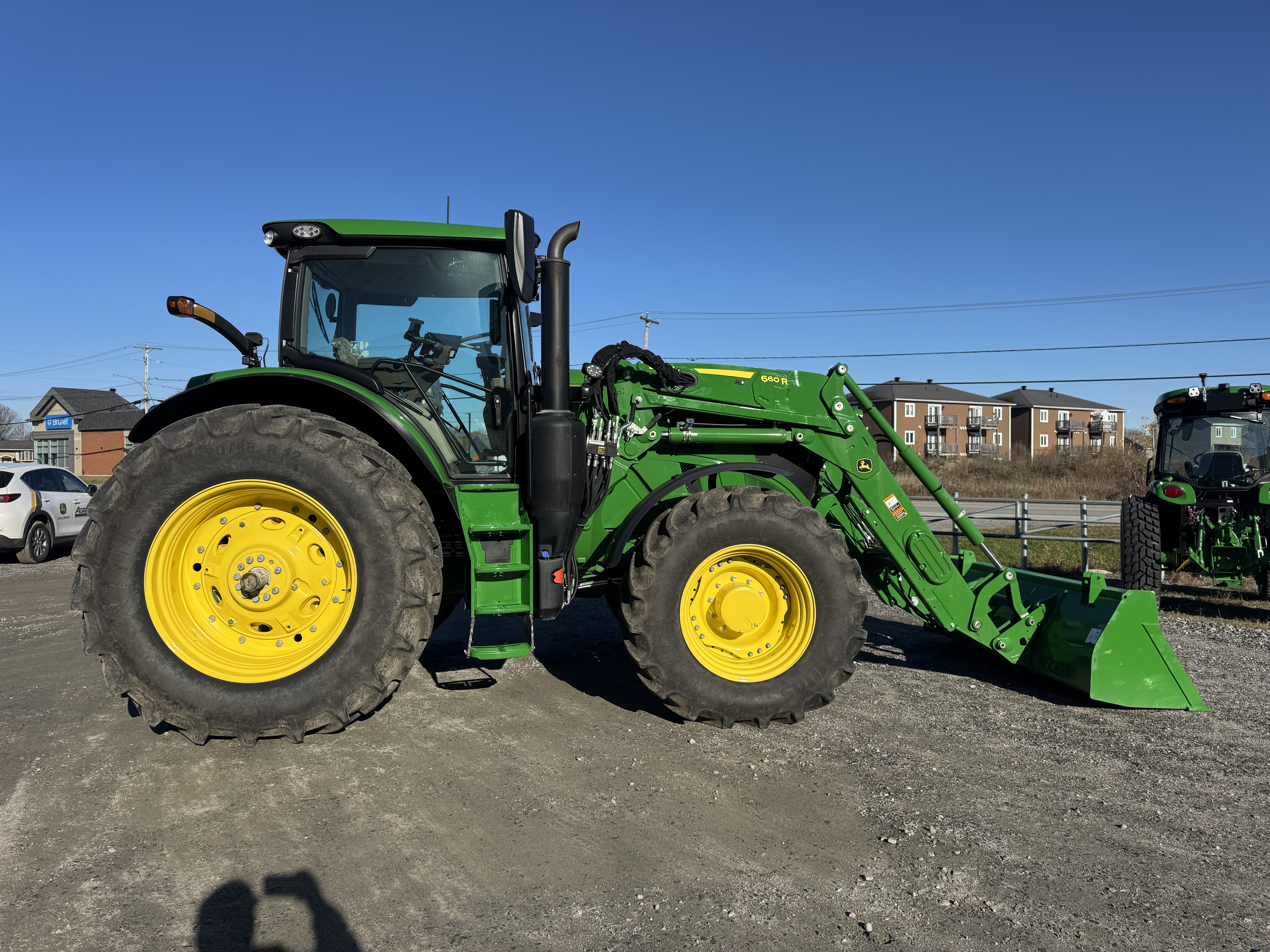 John Deere 6R 195