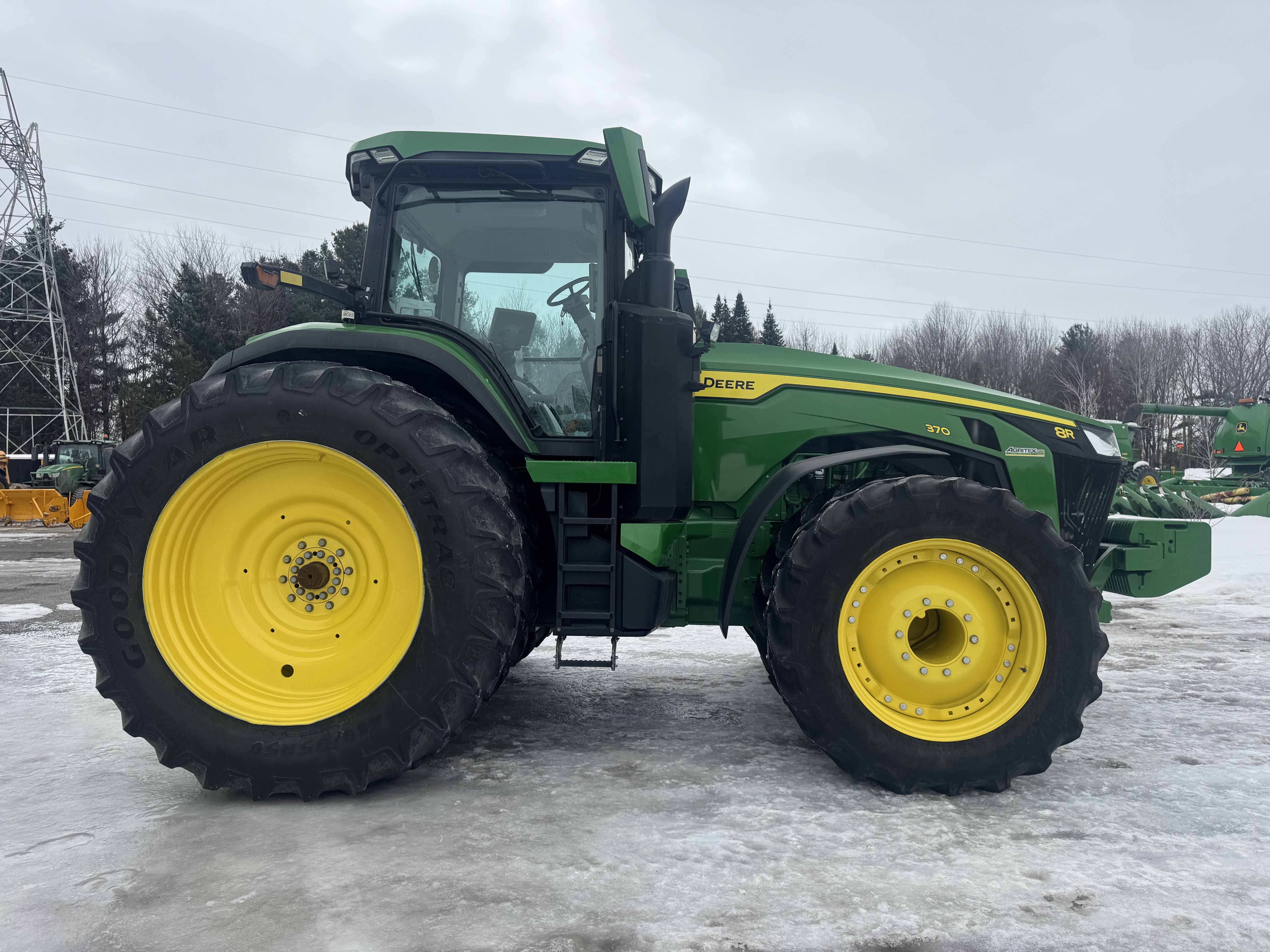John Deere 8R 370