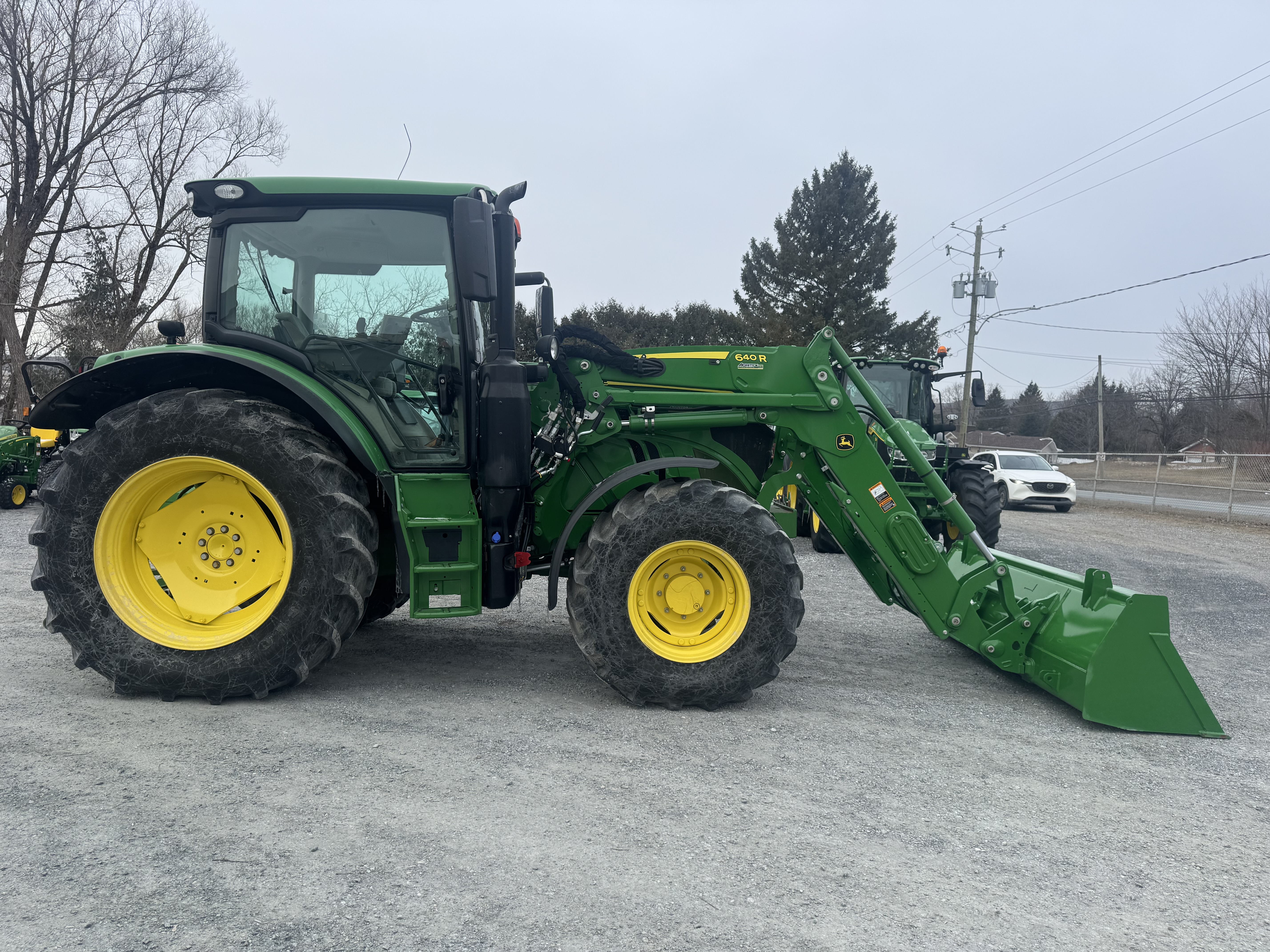 John Deere 6110R 