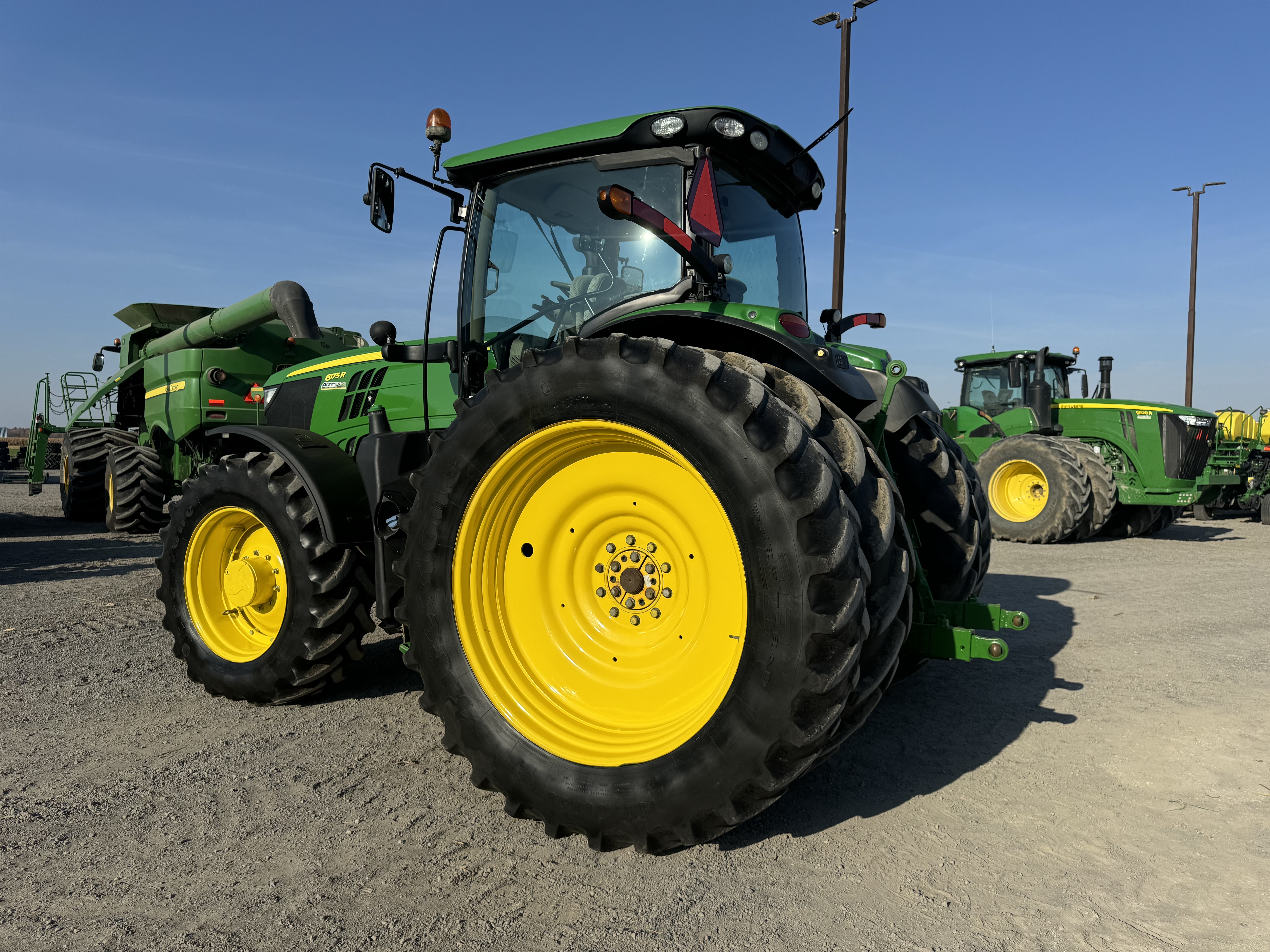 John Deere 6175R 