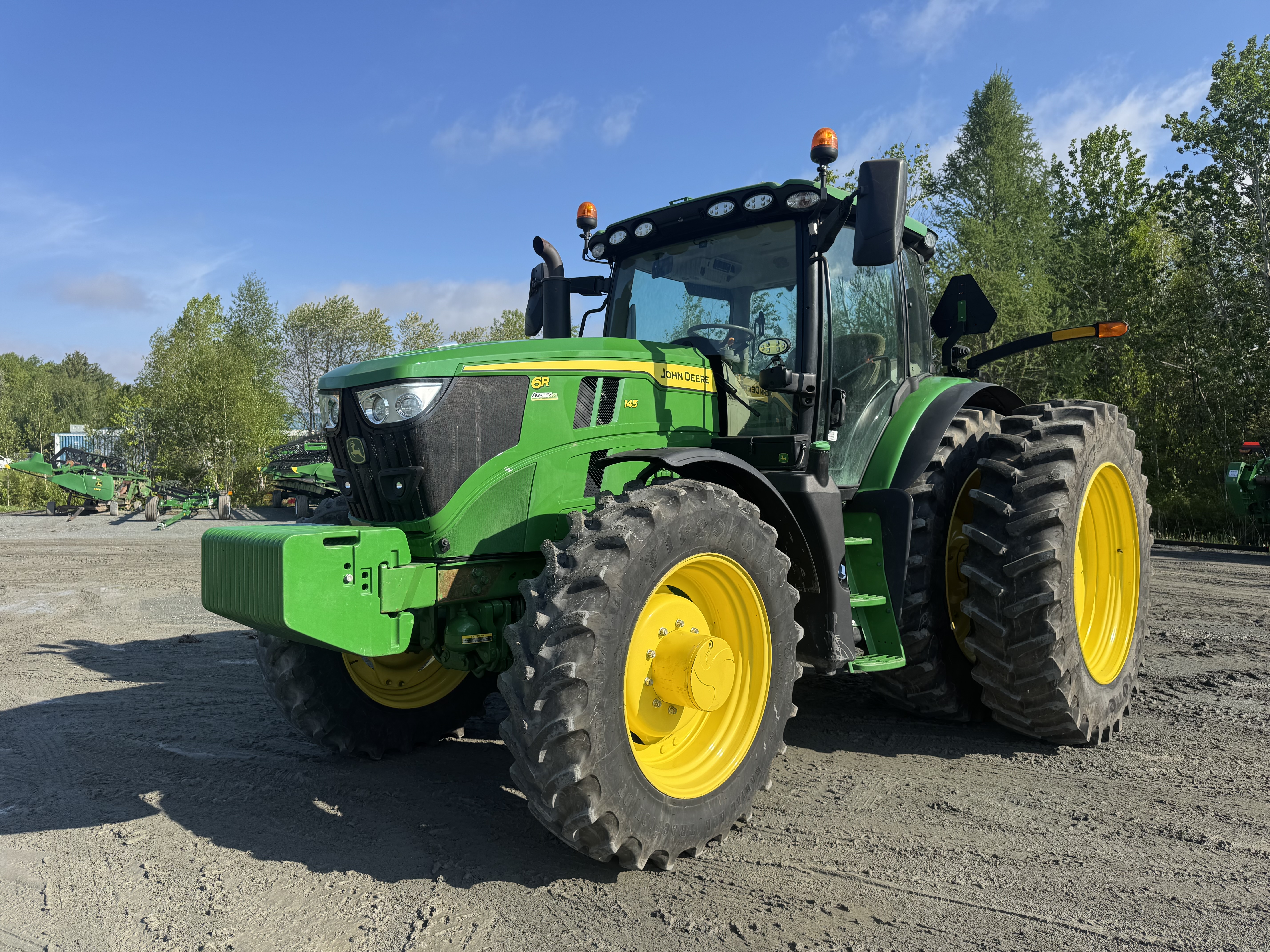 John Deere 6R 145