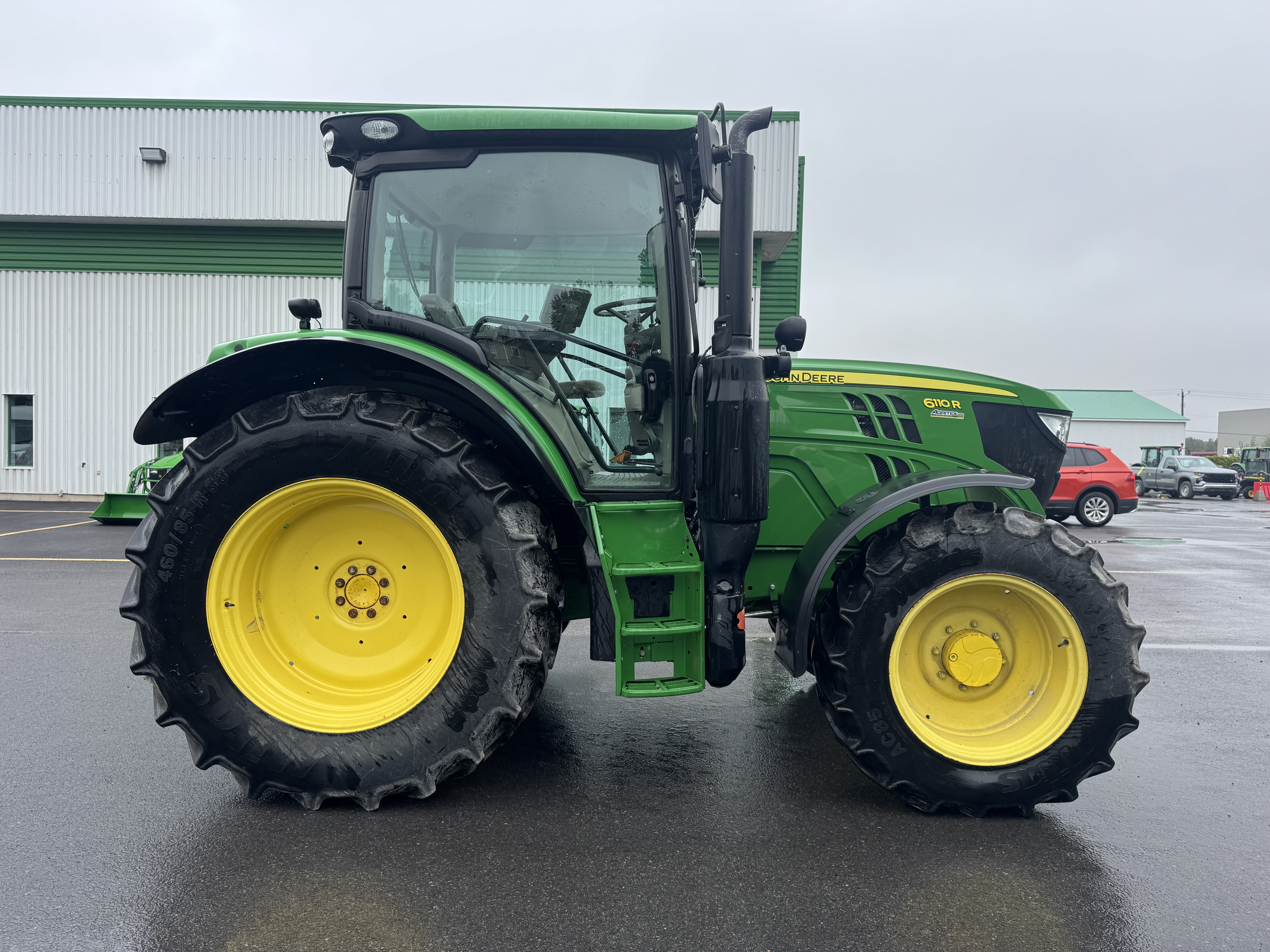 John Deere 6110R