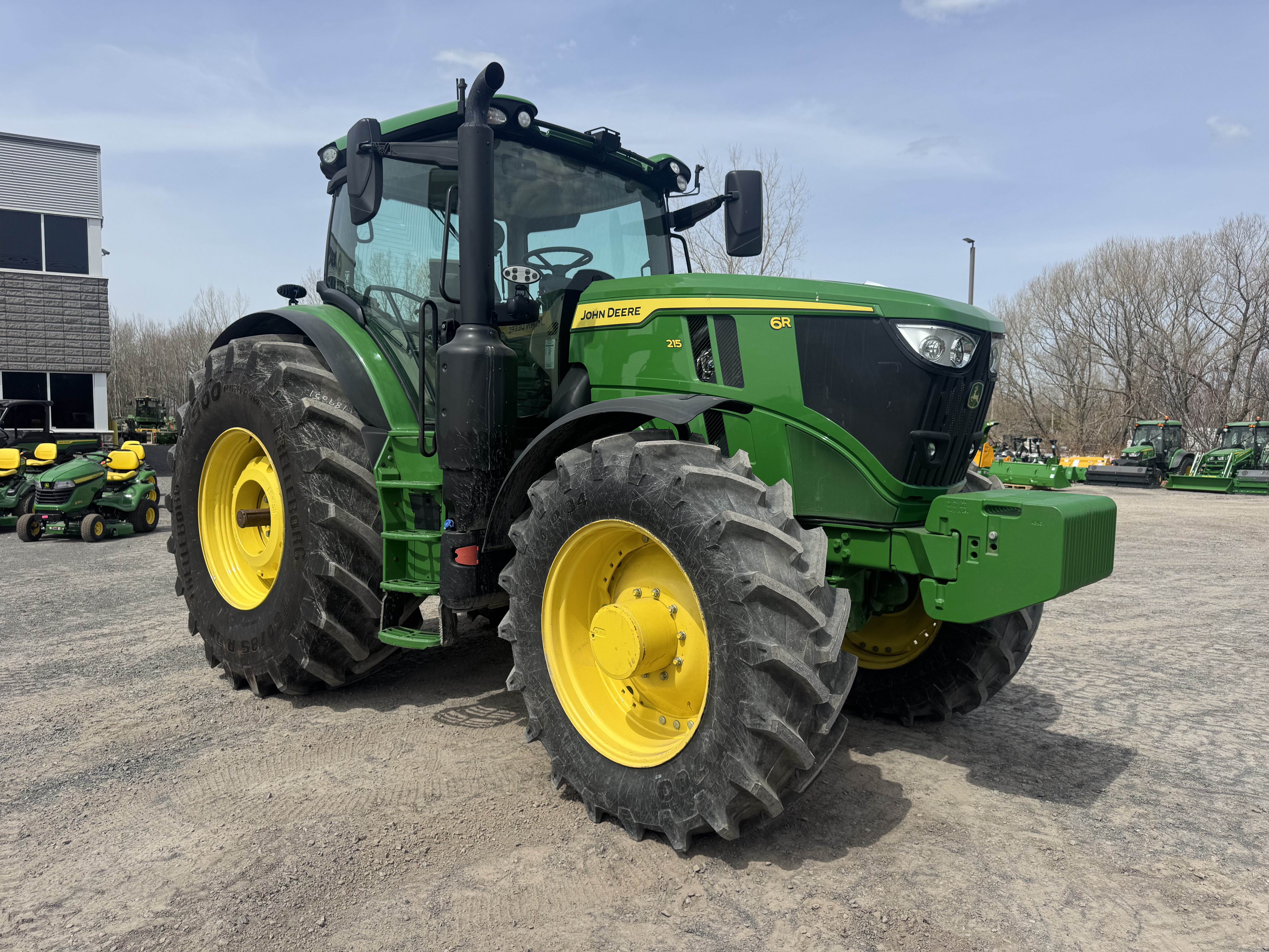 John Deere 6R 215