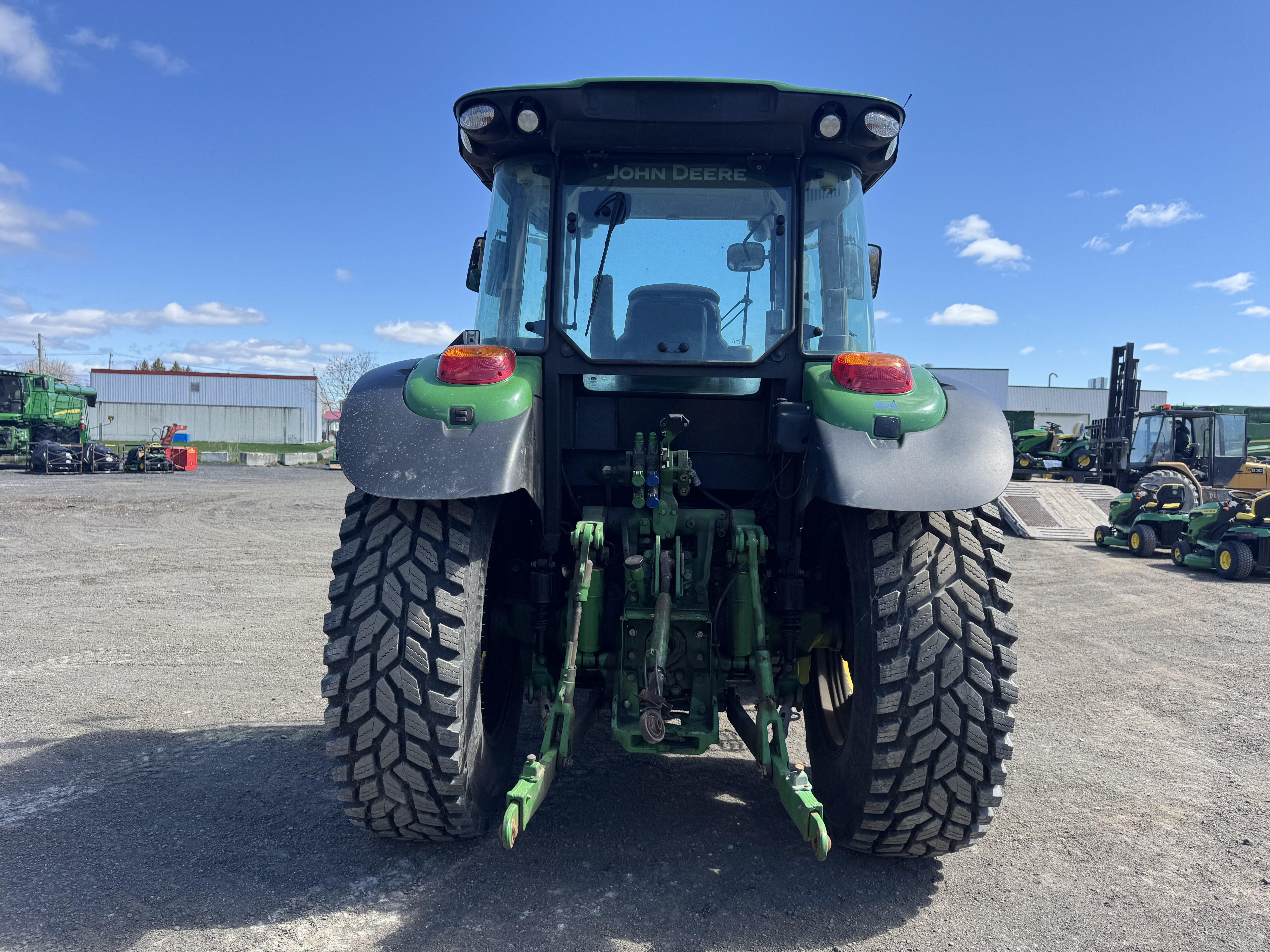 John Deere 5100R NOKIAN JRTX