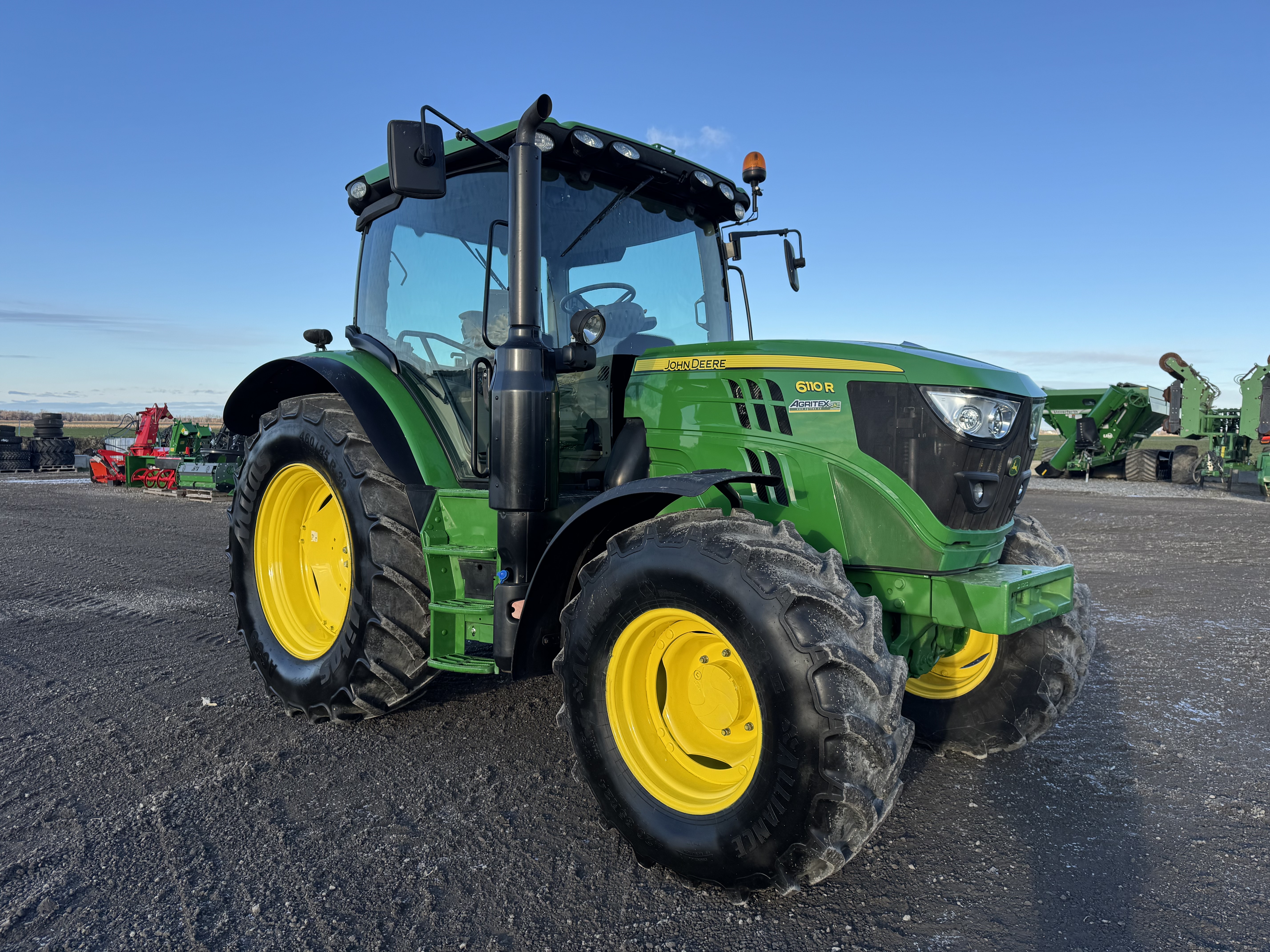 John Deere 6110R
