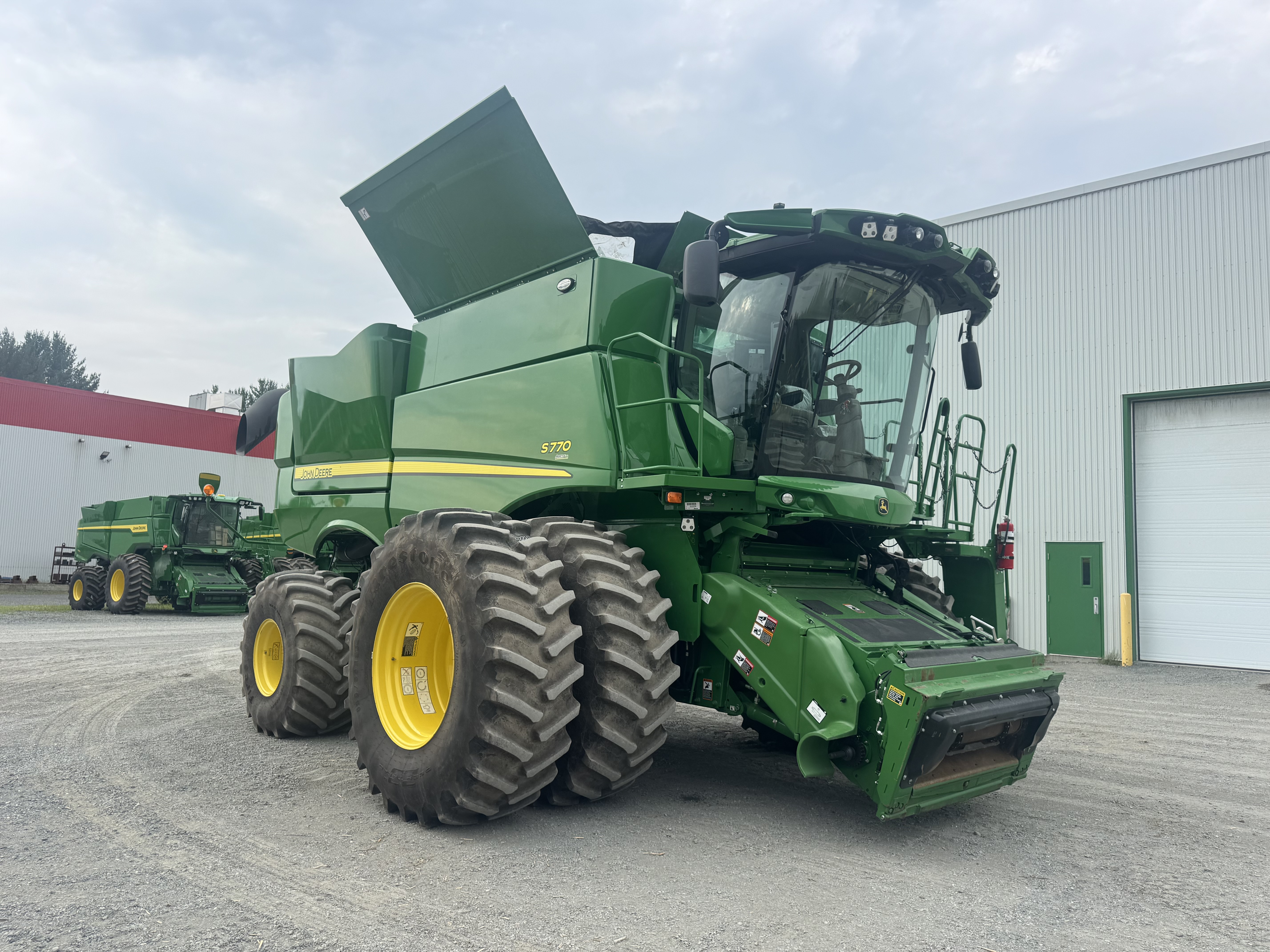 John Deere S770