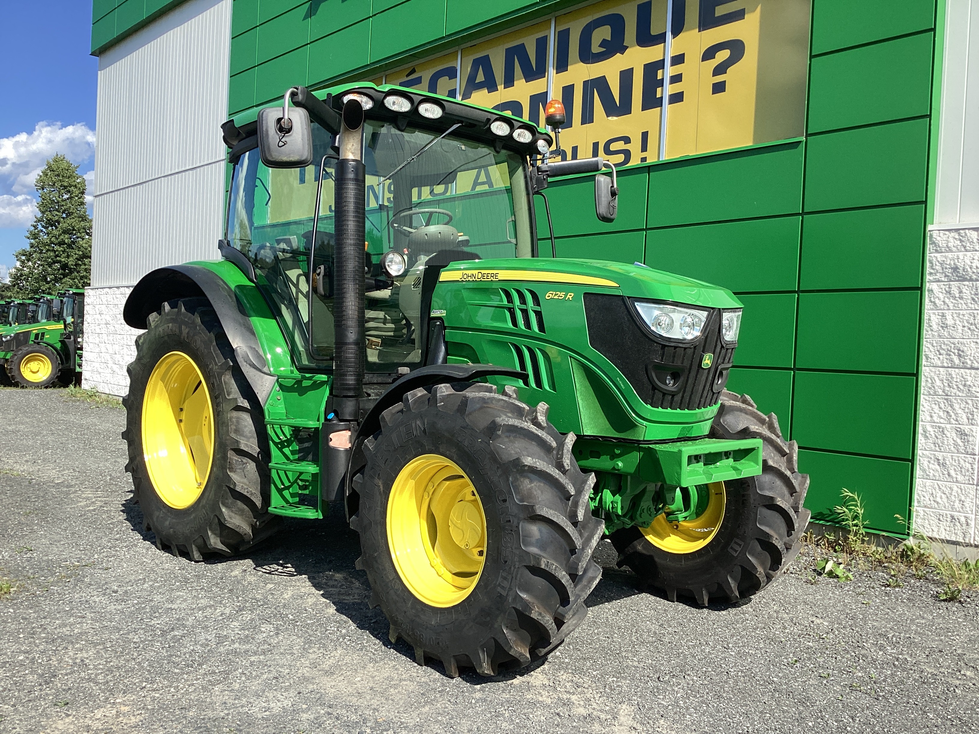 John Deere 6125R