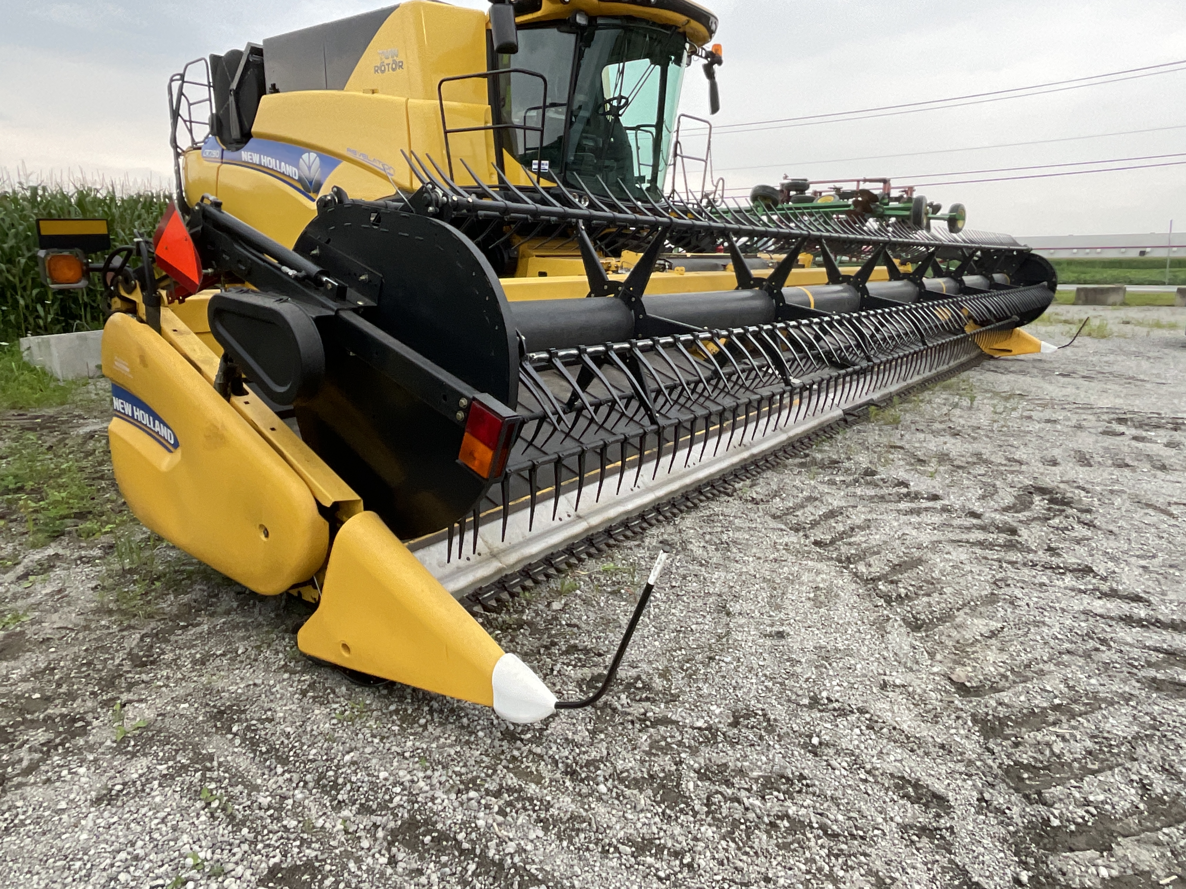 New Holland 880CF-35