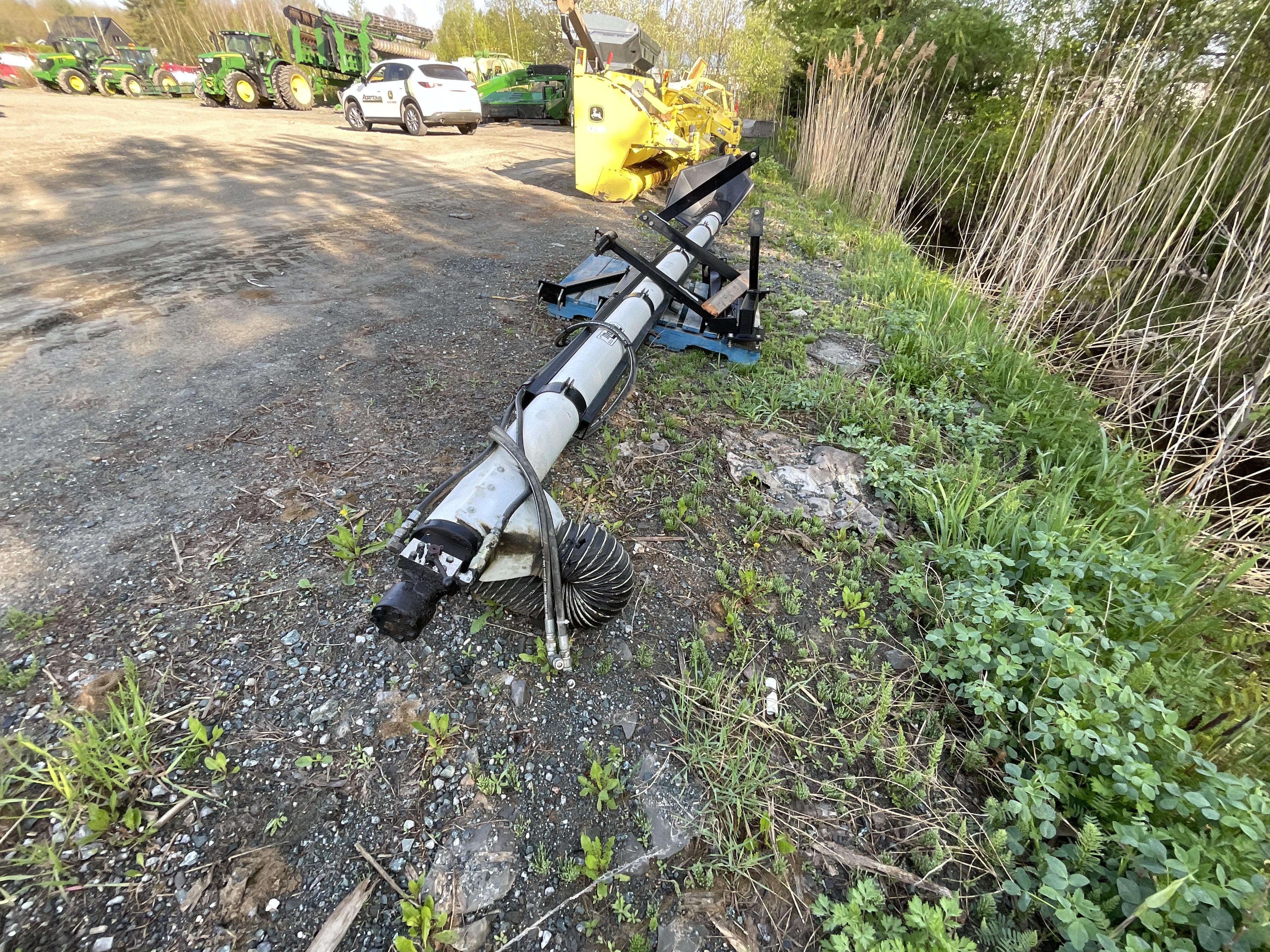 Market 6`` SEED FILL VERTICAL AUGER SYSTEMS (FOR NO-TILL and MINIMUM-Tltt DRILLS