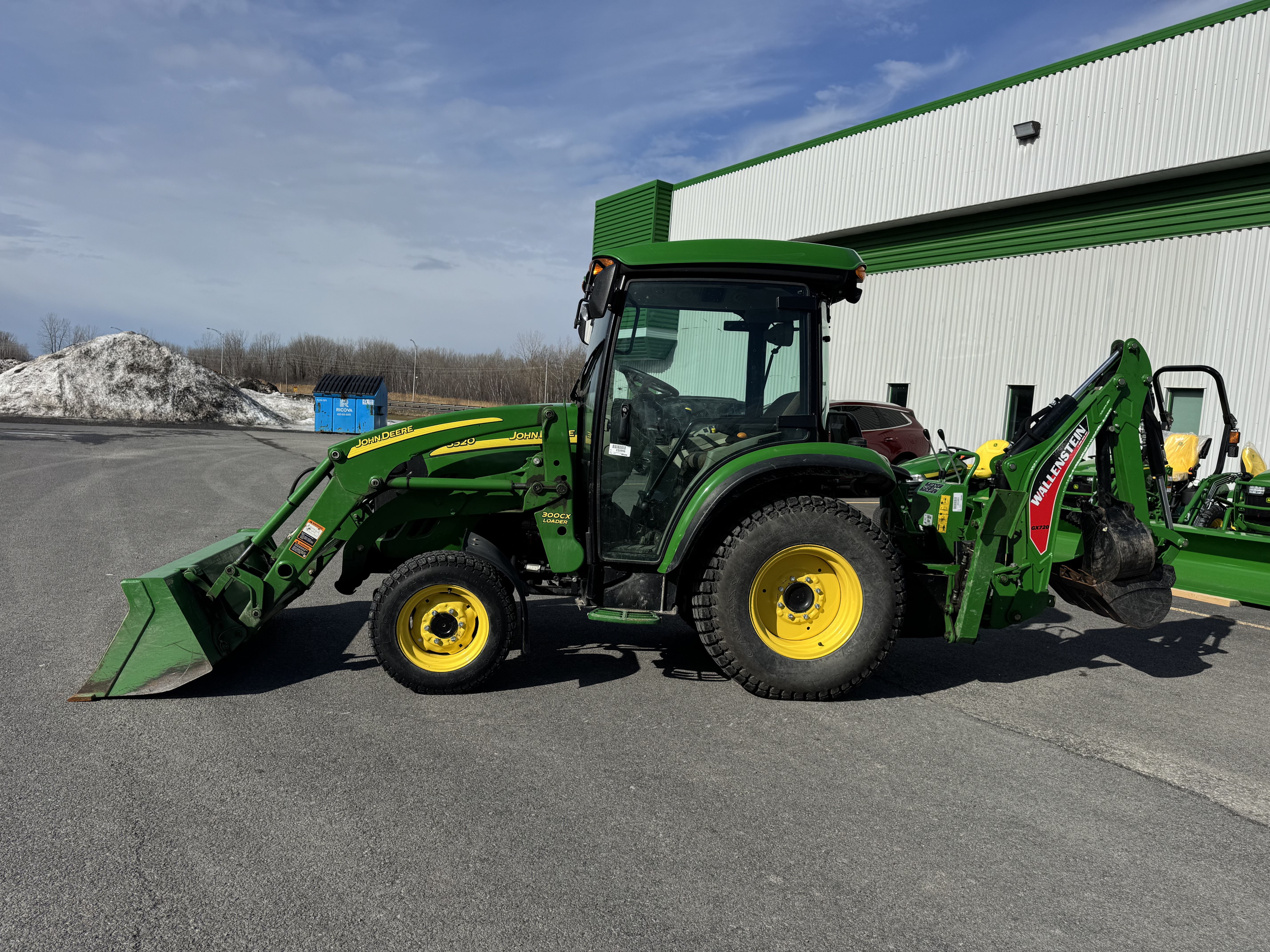 John Deere 3520 TLB