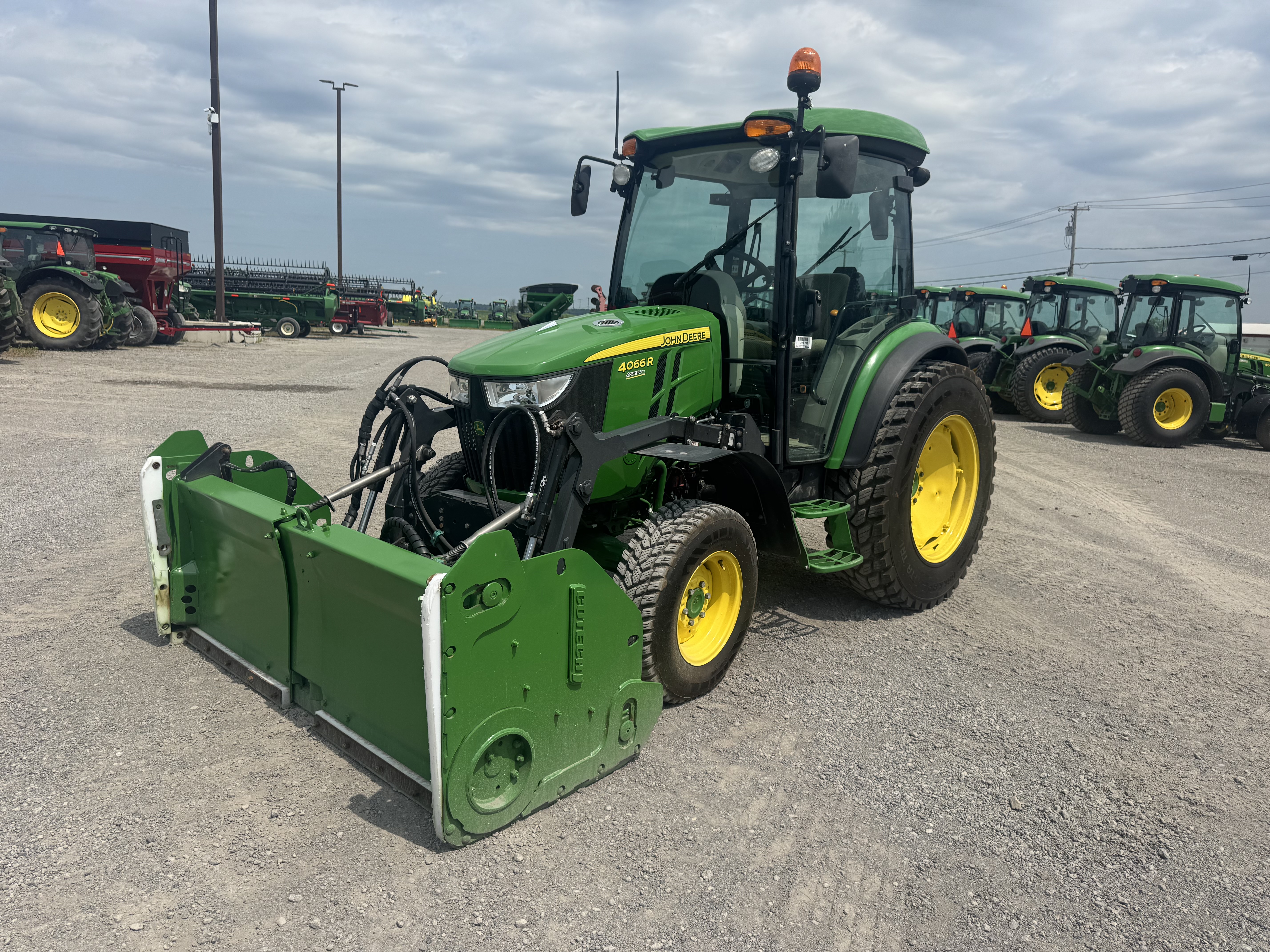 John Deere 4066R NOKIAN PPCR    
