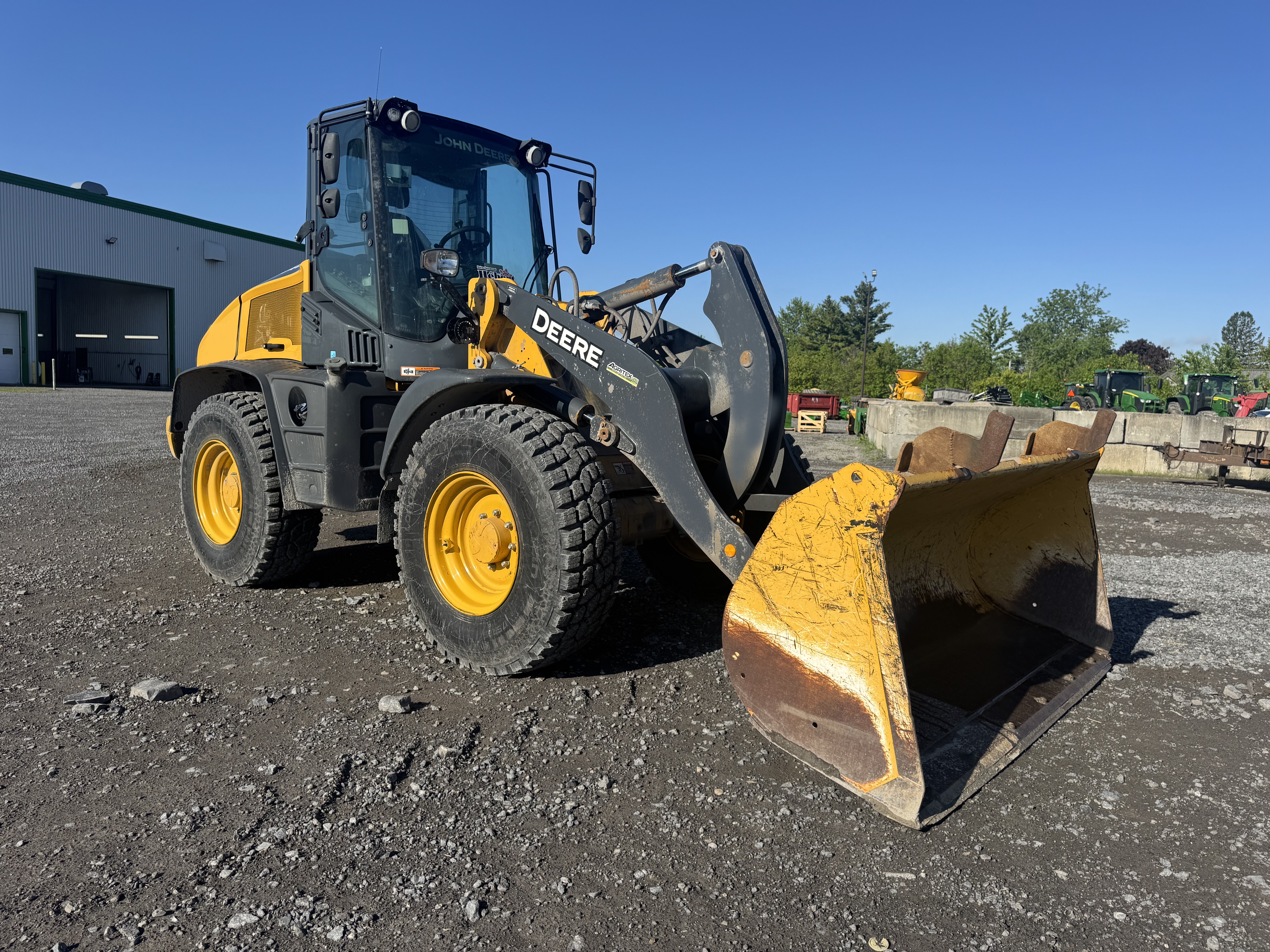 John Deere 344L