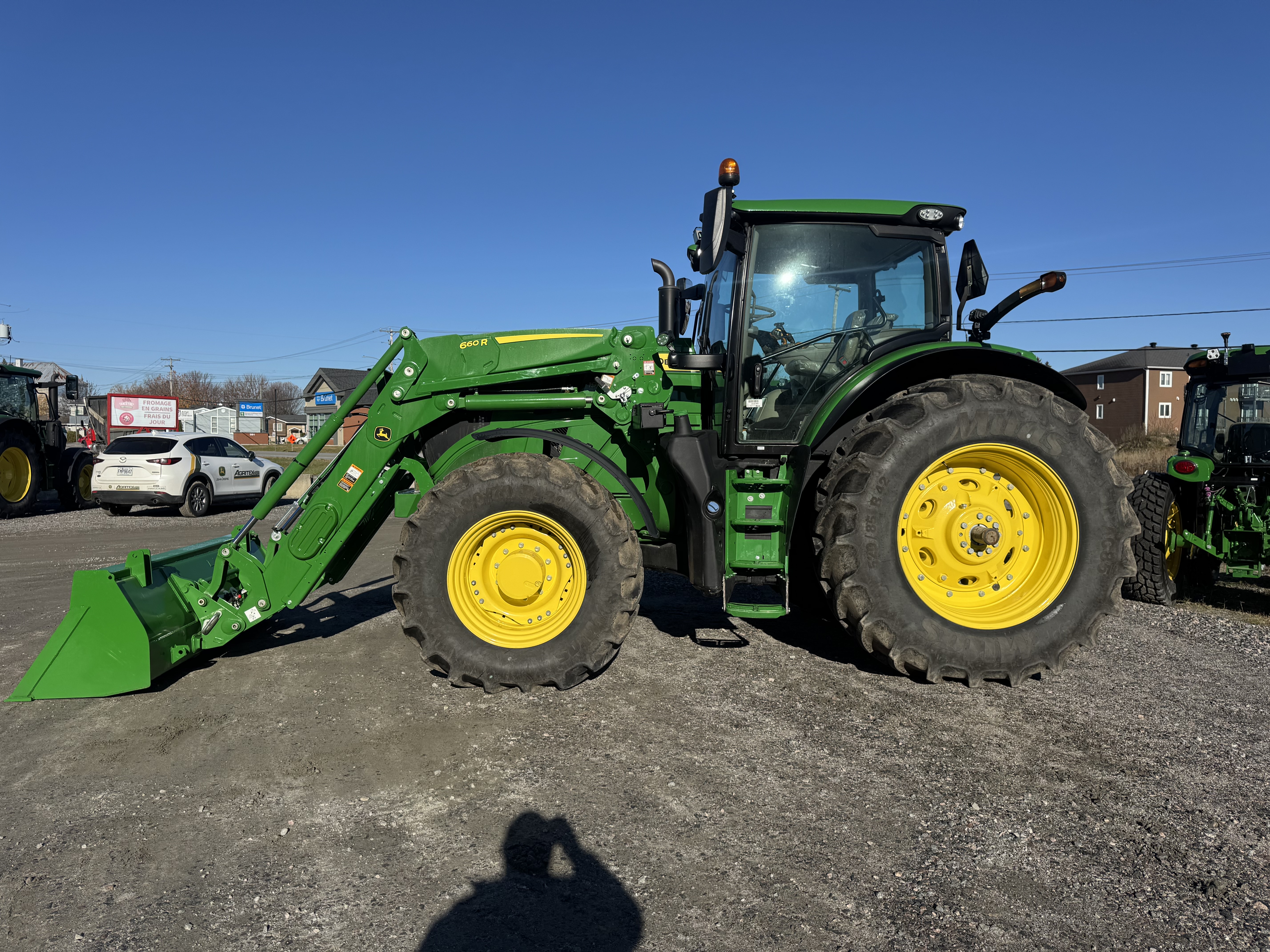 John Deere 6R 195