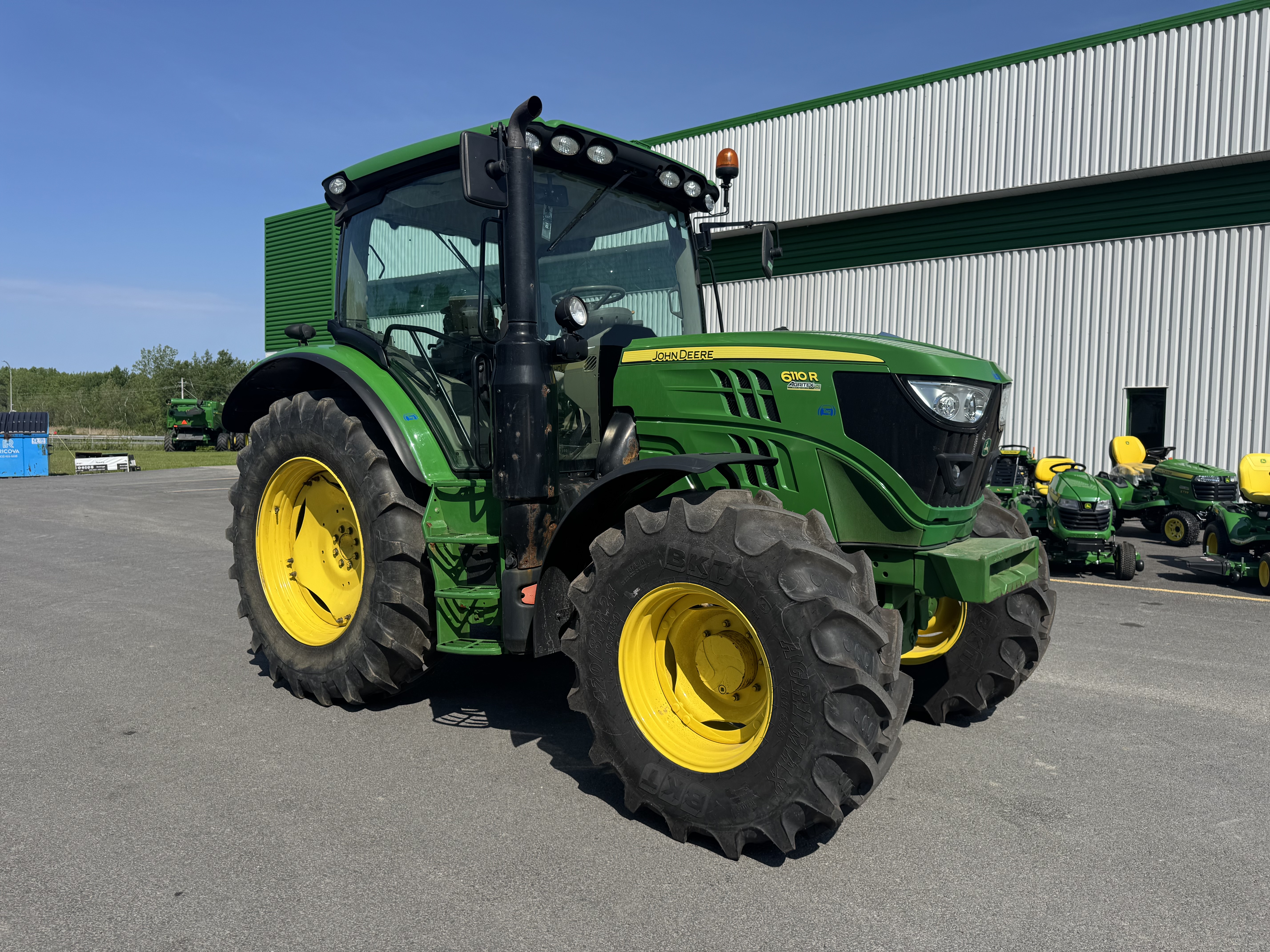John Deere 6110R 214516 