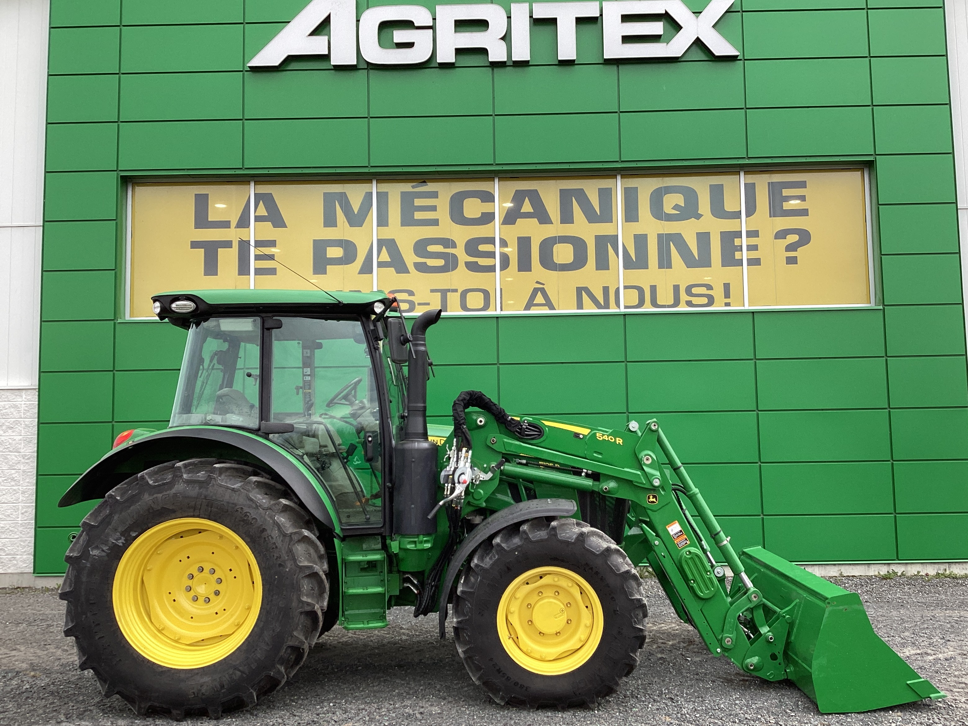 John Deere 5125R