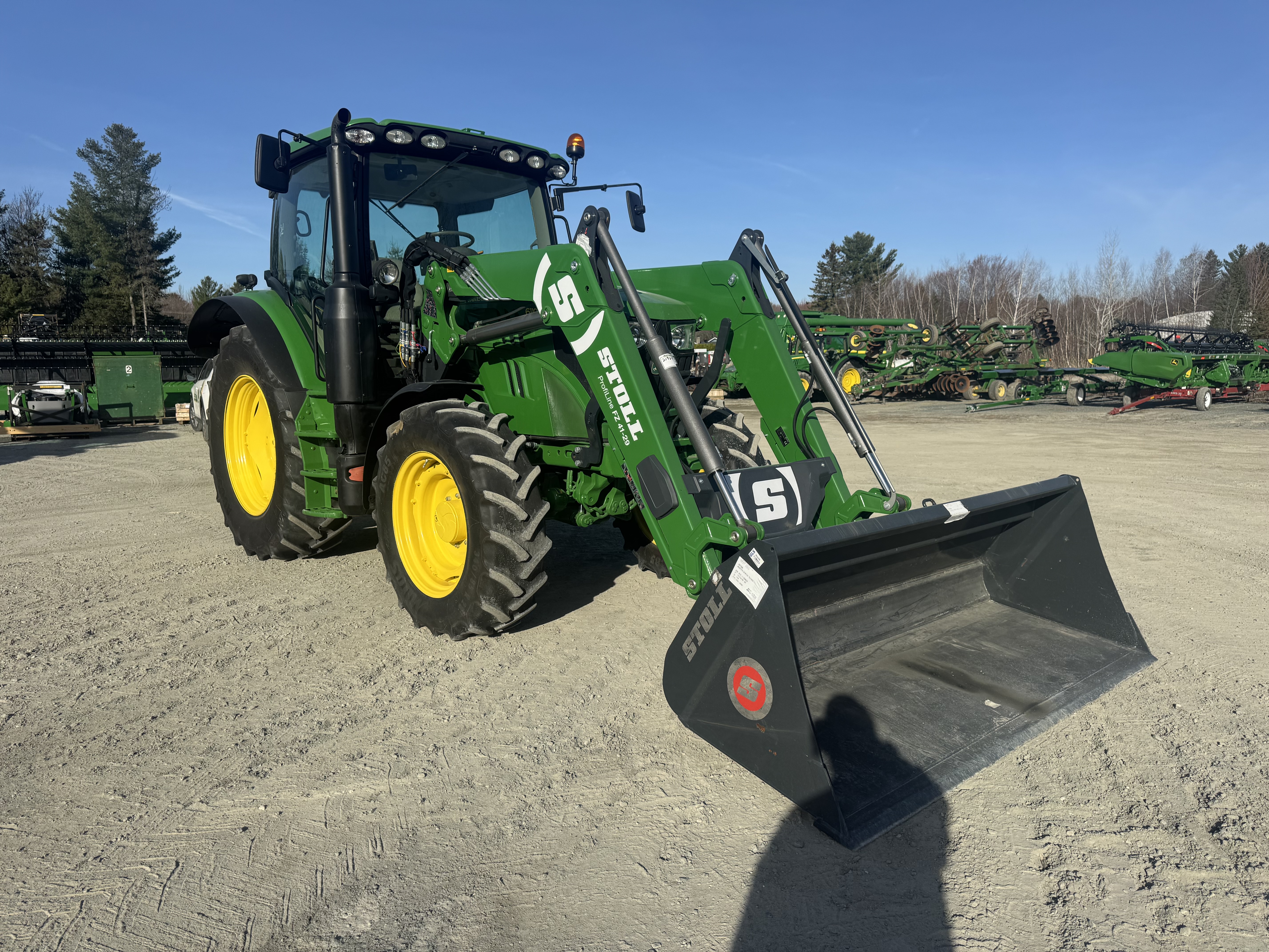 John Deere 6110R 