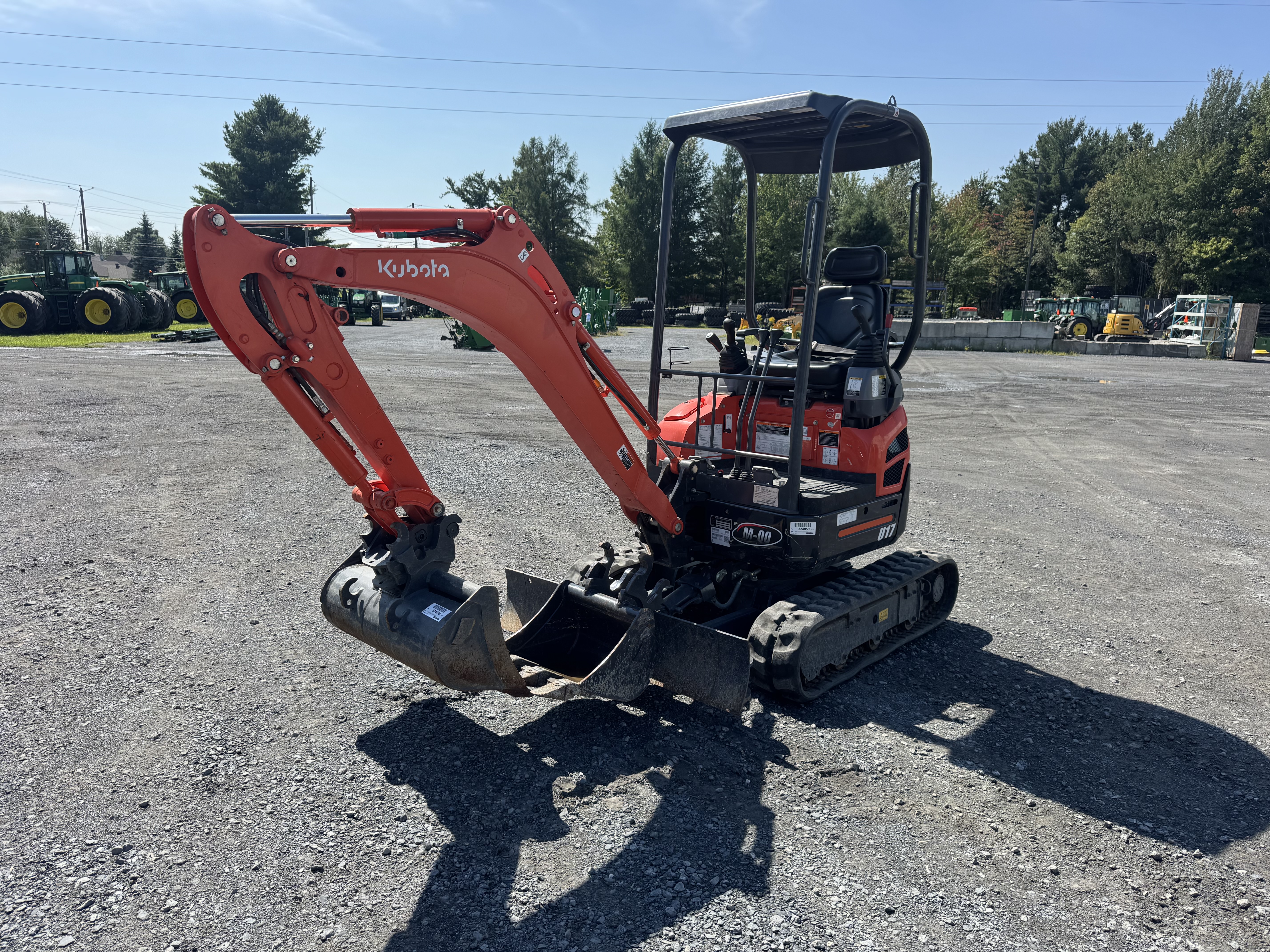 Kubota U17